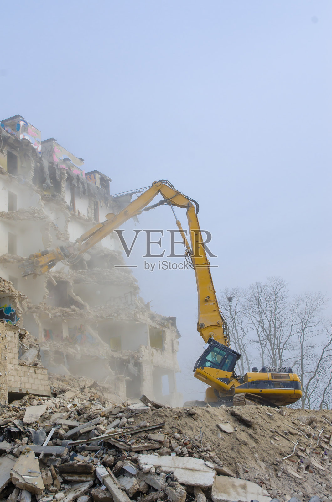 大厦单位拆卸工程照片摄影图片