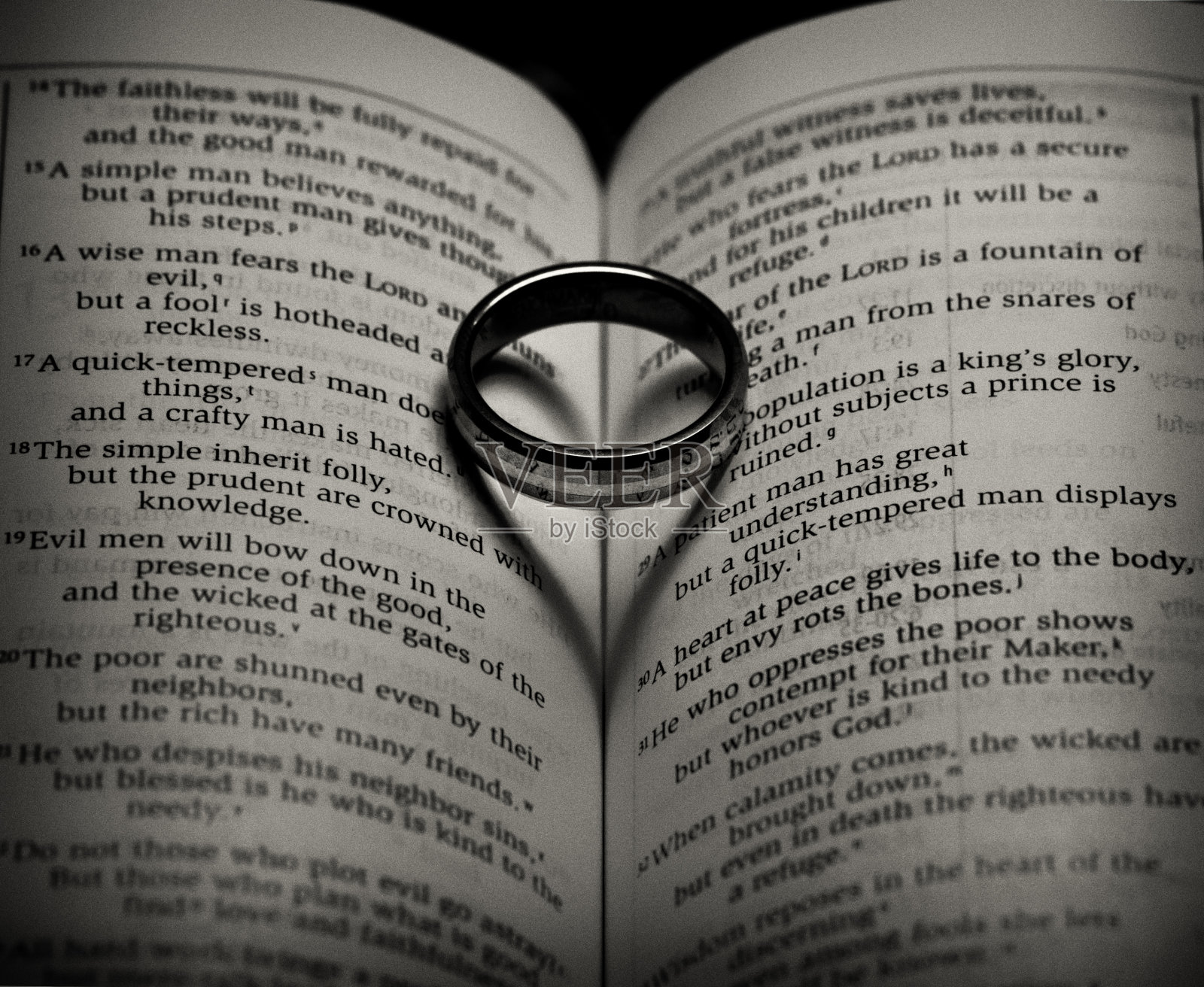 心中安静照片摄影图片