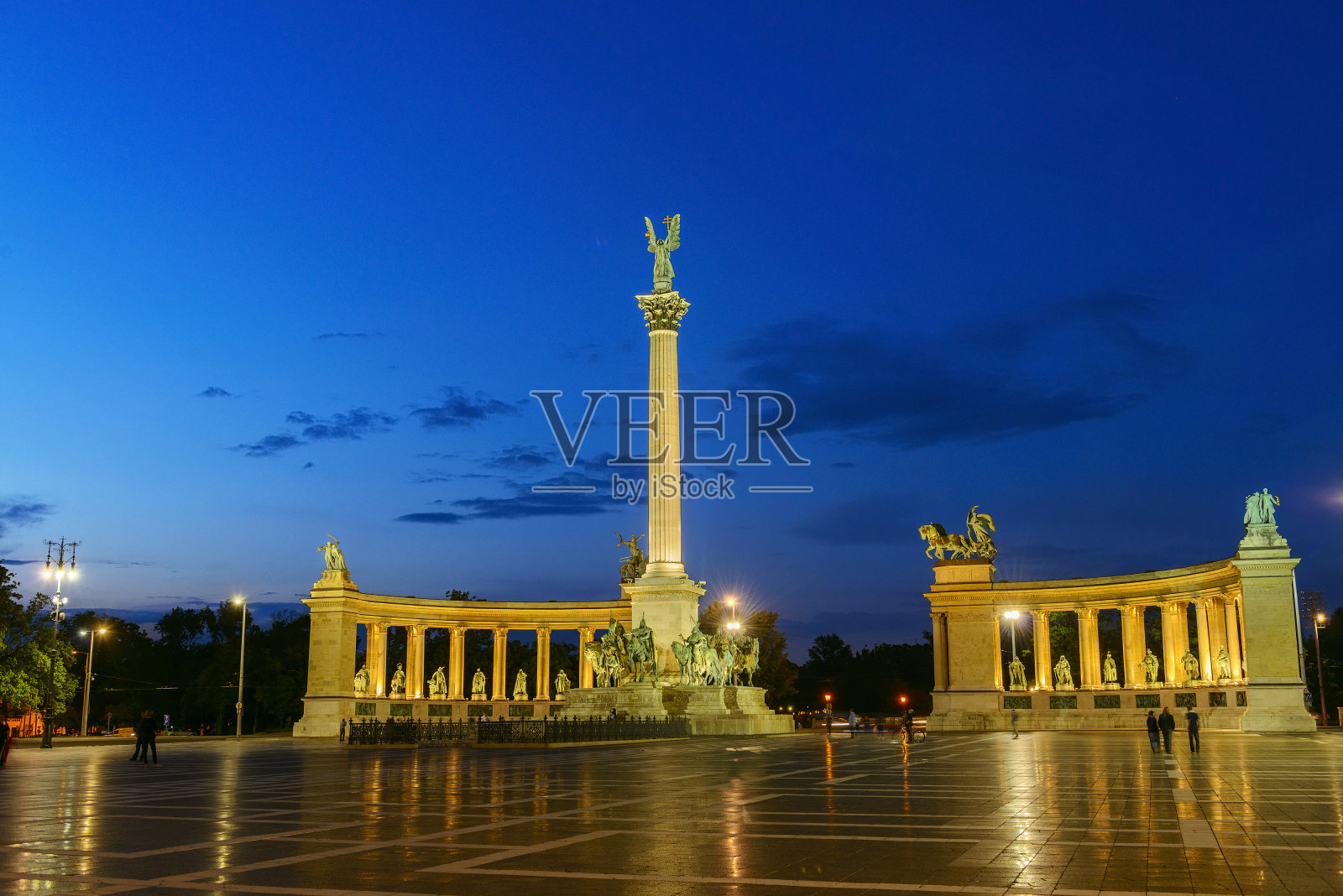 霍索克泰雷 - 英雄广场。布达佩斯。匈牙利照片摄影图片