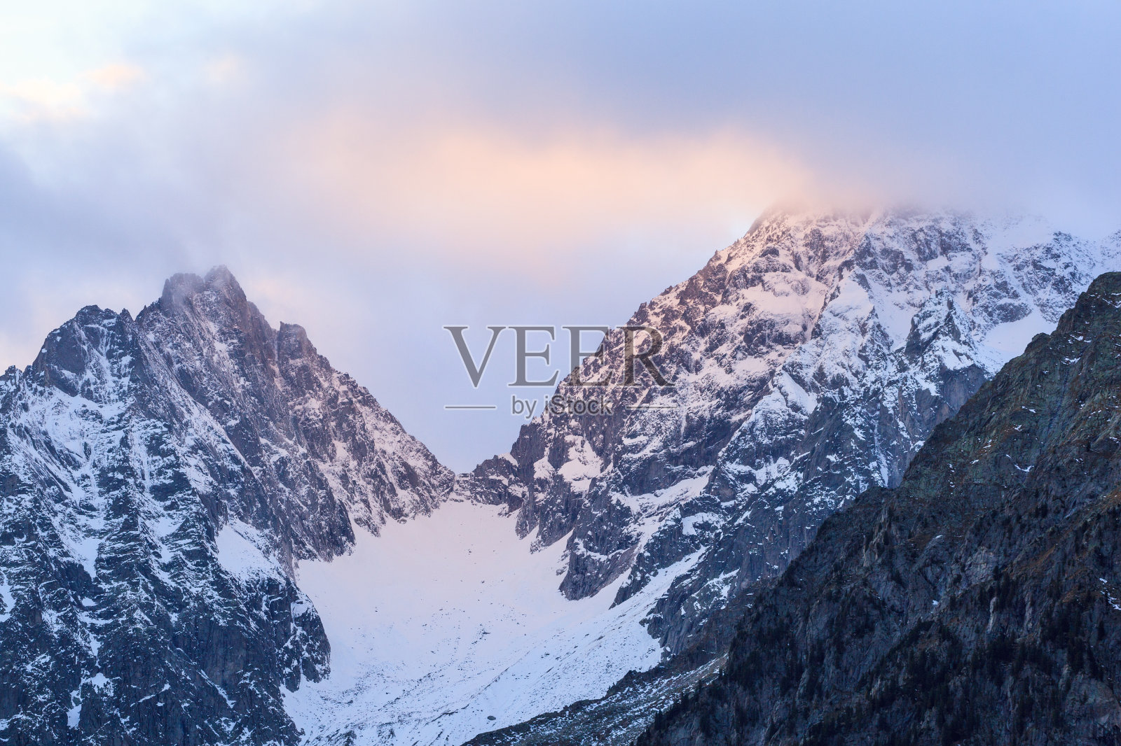 山的日落照片摄影图片