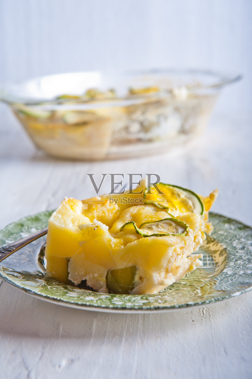 土豆奶油烤菜照片摄影图片