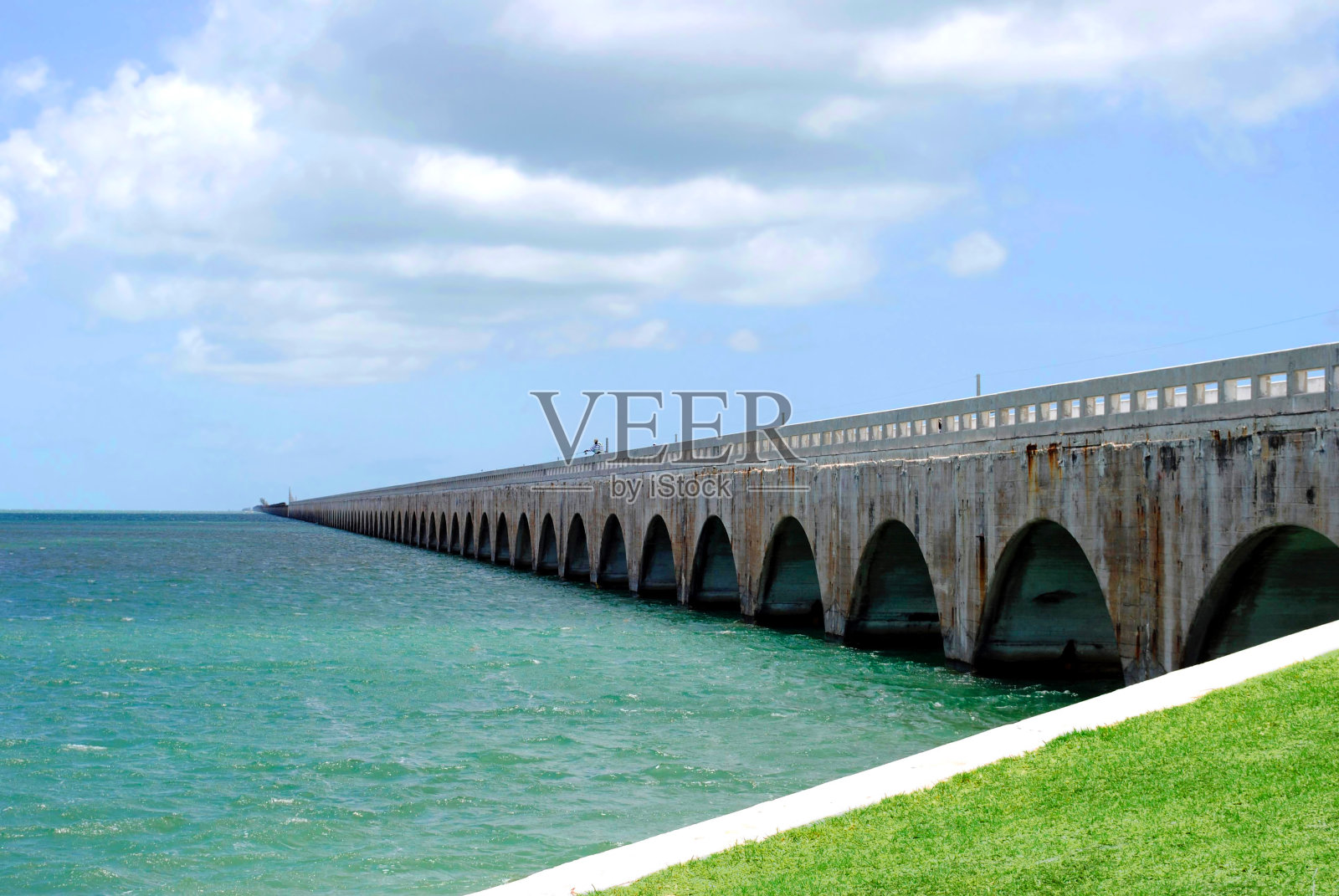 佛罗里达群岛的七英里大桥照片摄影图片