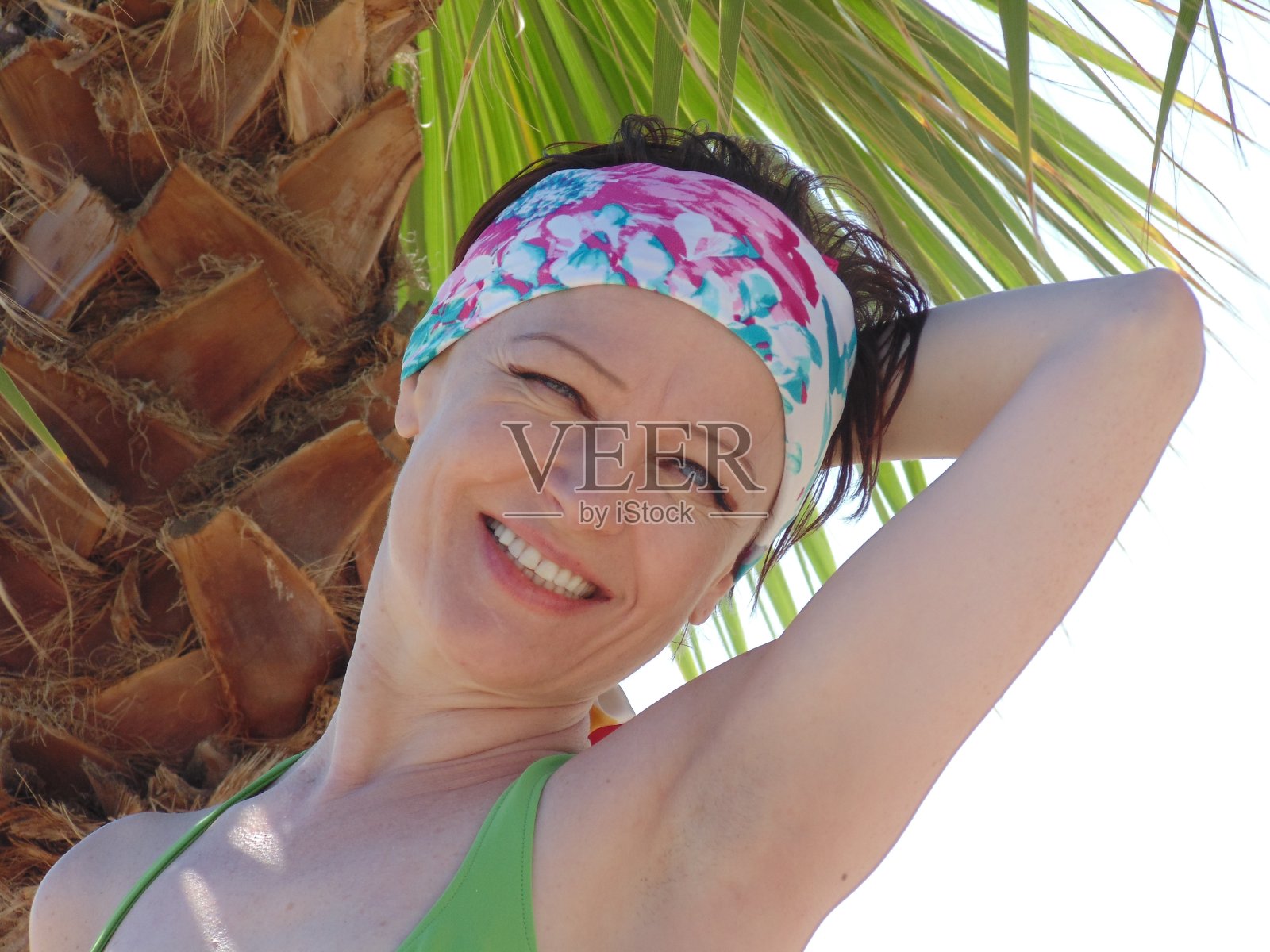 海滩上的女人N19照片摄影图片