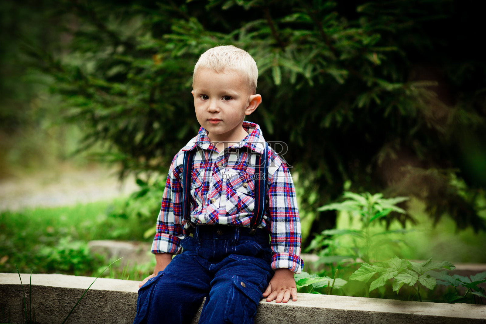 积极的男孩照片摄影图片
