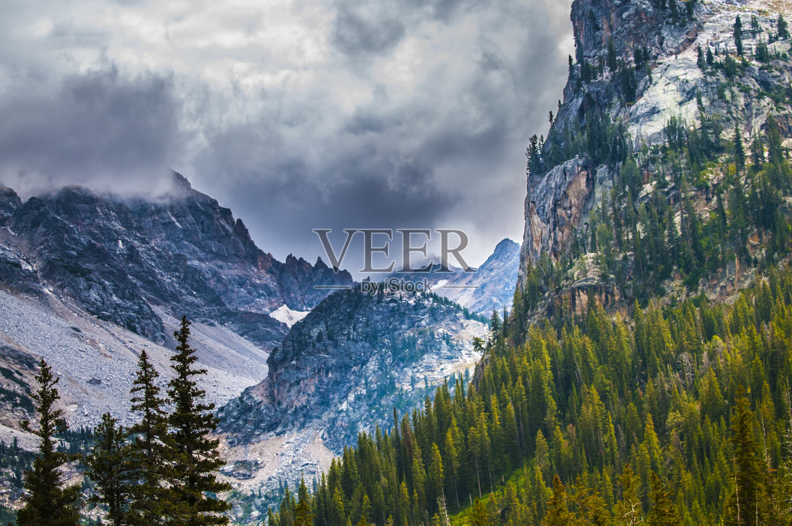 喀斯喀特峡谷-大提顿国家公园照片摄影图片