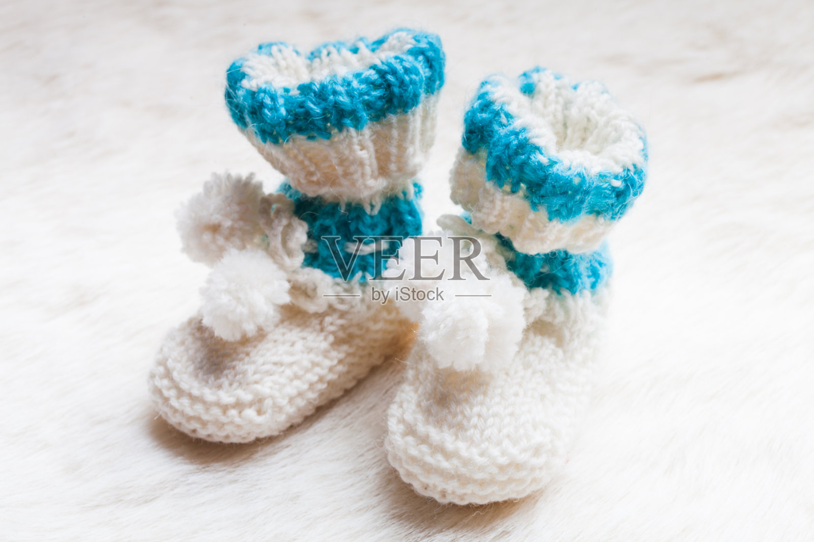 针织婴儿靴照片摄影图片