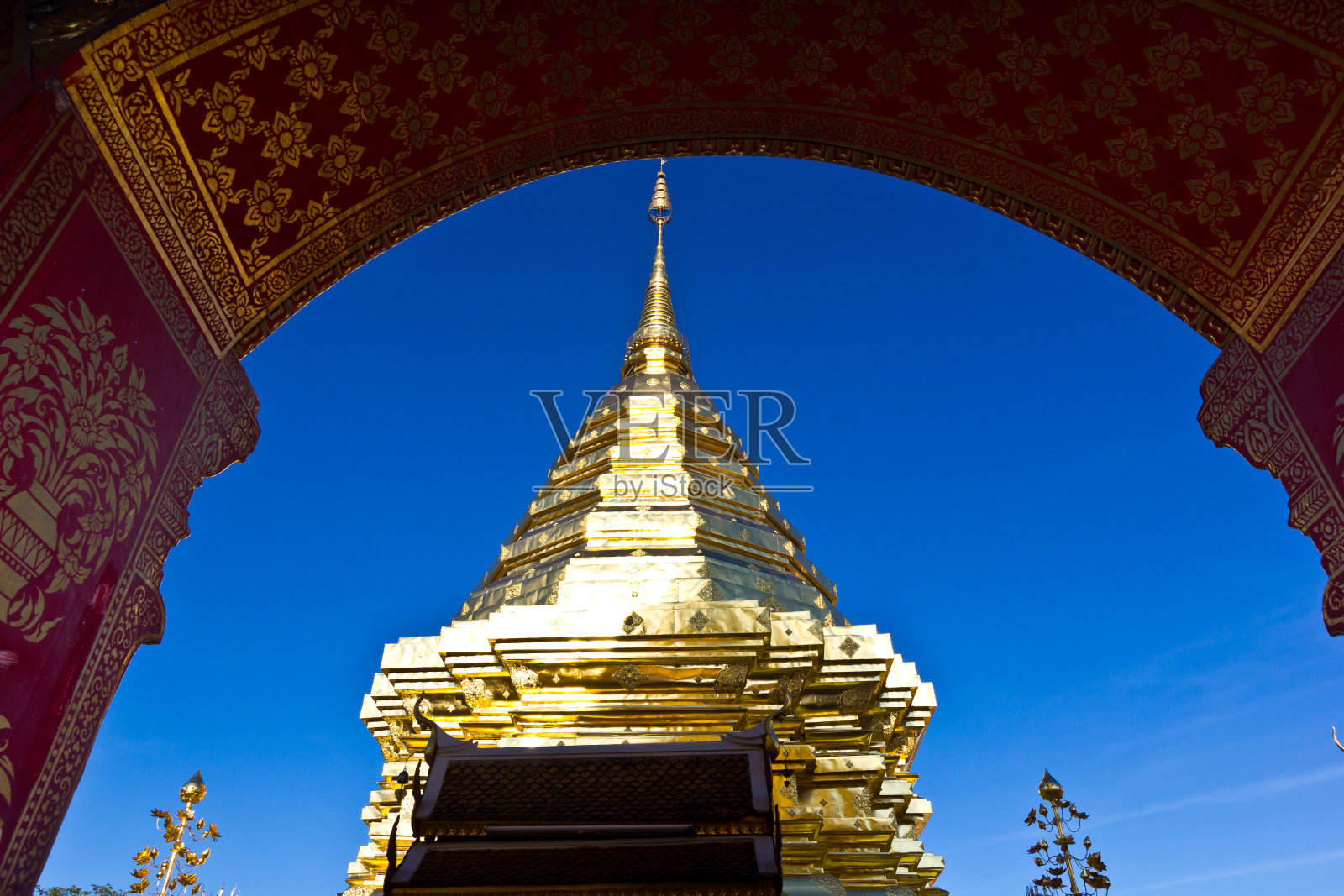 泰国清迈府素贴寺。照片摄影图片