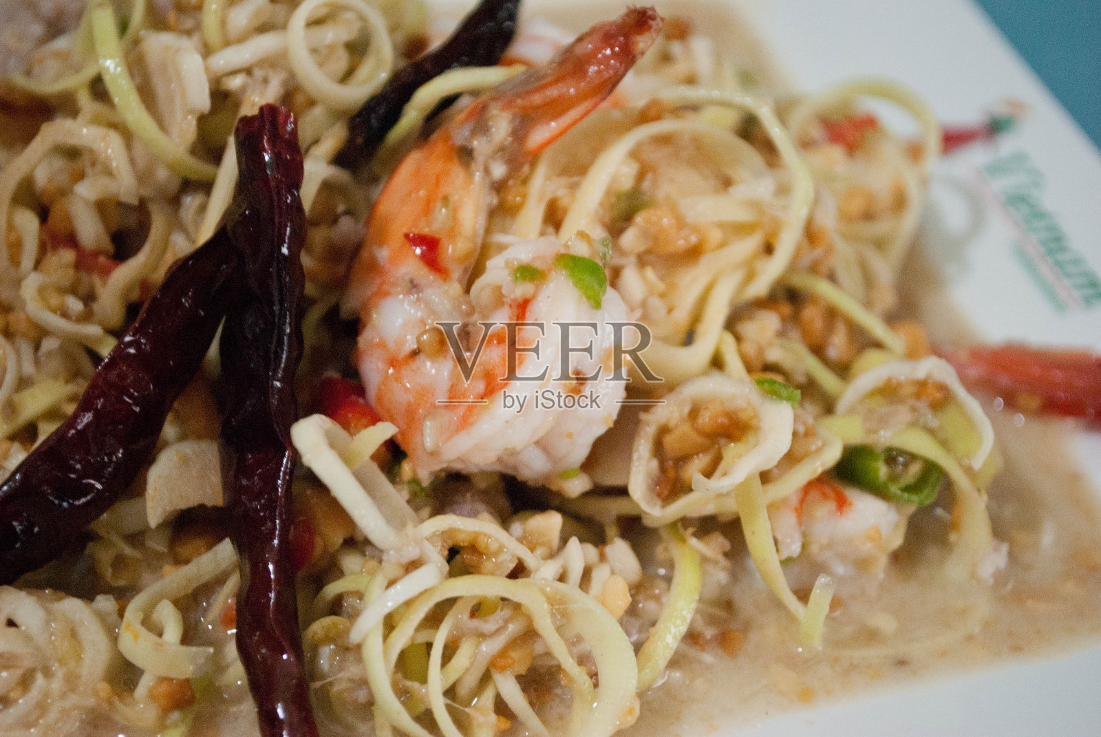 香蕉花和大虾沙拉照片摄影图片