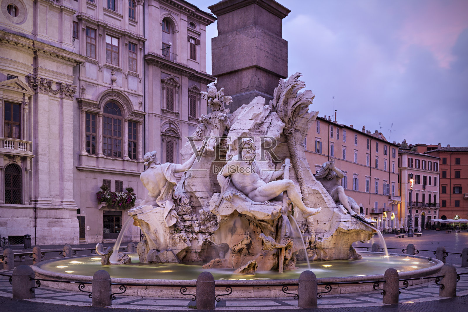 黄昏的纳沃纳广场，罗马照片摄影图片
