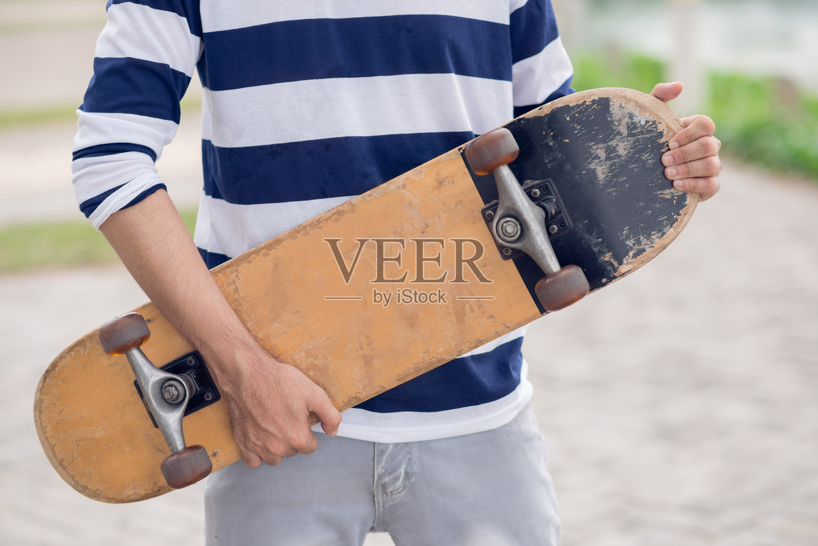 运动的年轻人照片摄影图片