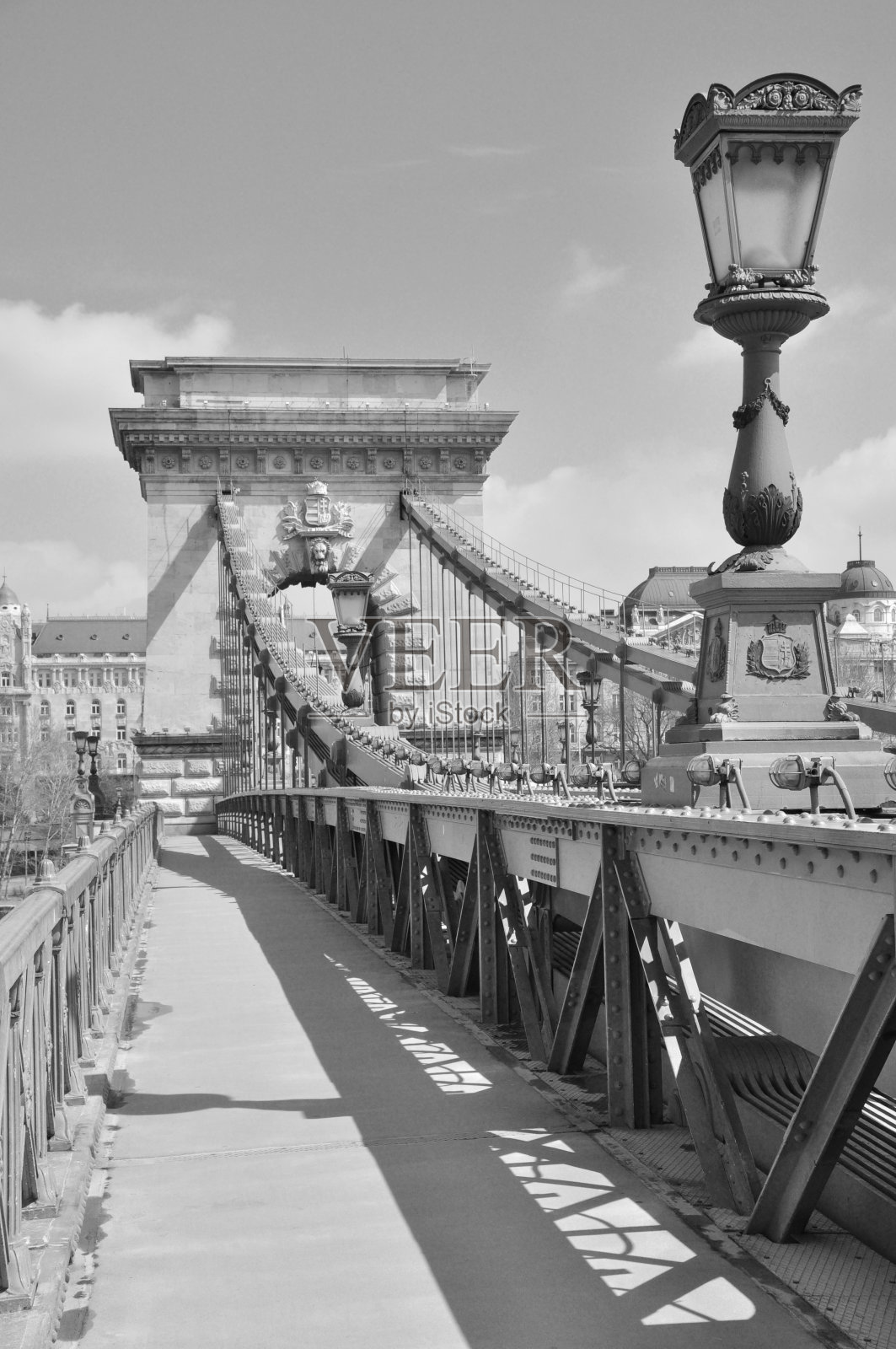 布达佩斯的铁链桥照片摄影图片