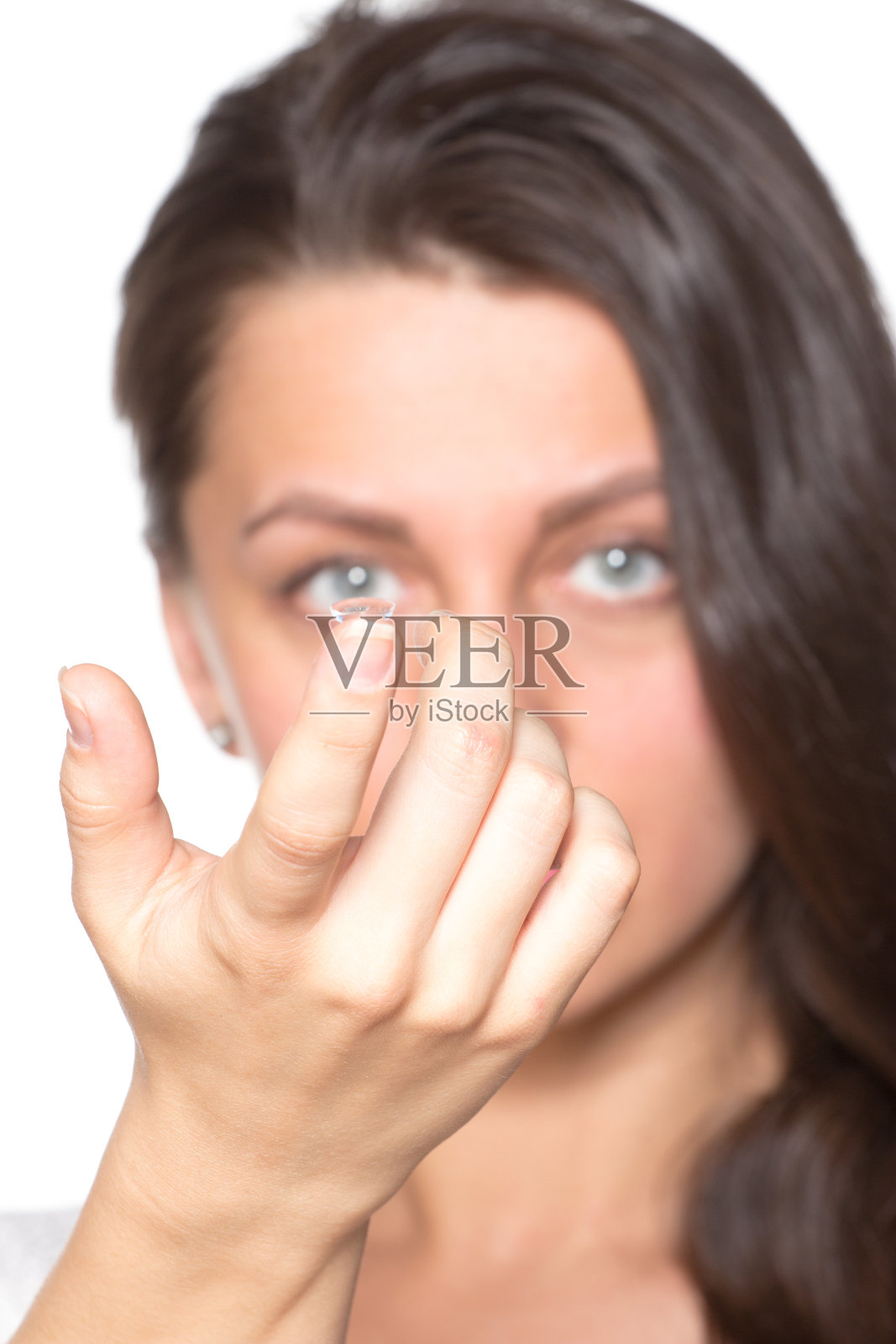 戴隐形眼镜的年轻女子照片摄影图片