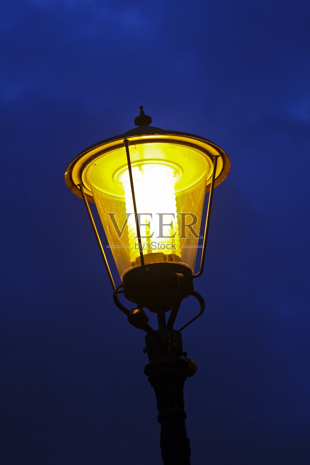 荷兰传统的老式街灯照片摄影图片