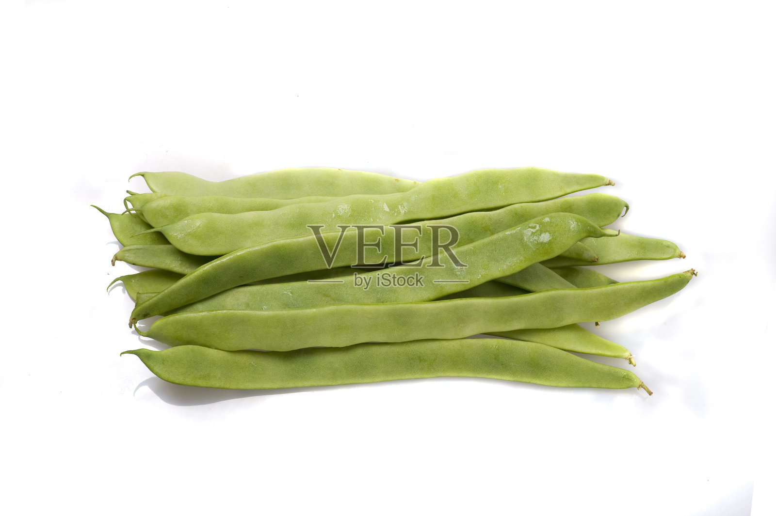 白底青豆照片摄影图片