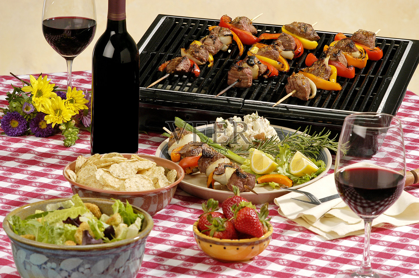 葡萄酒烧烤照片摄影图片