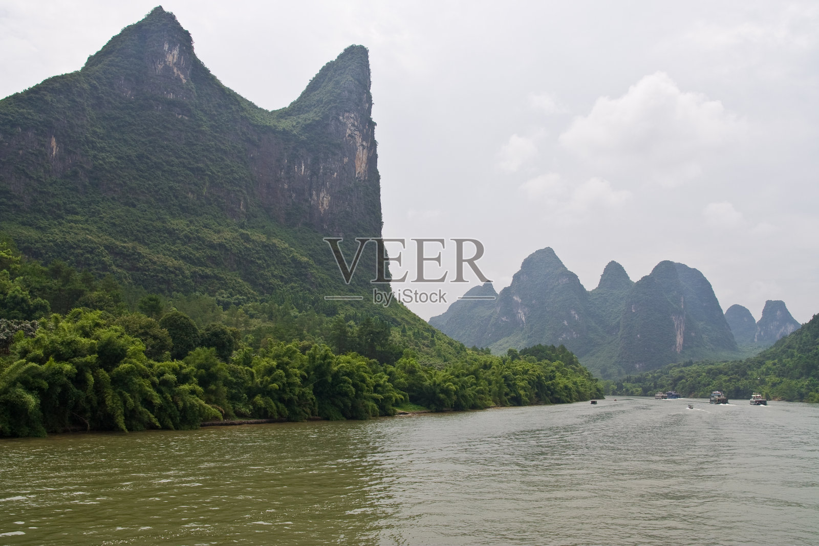 阳朔游船，漓江，中国，桂林照片摄影图片