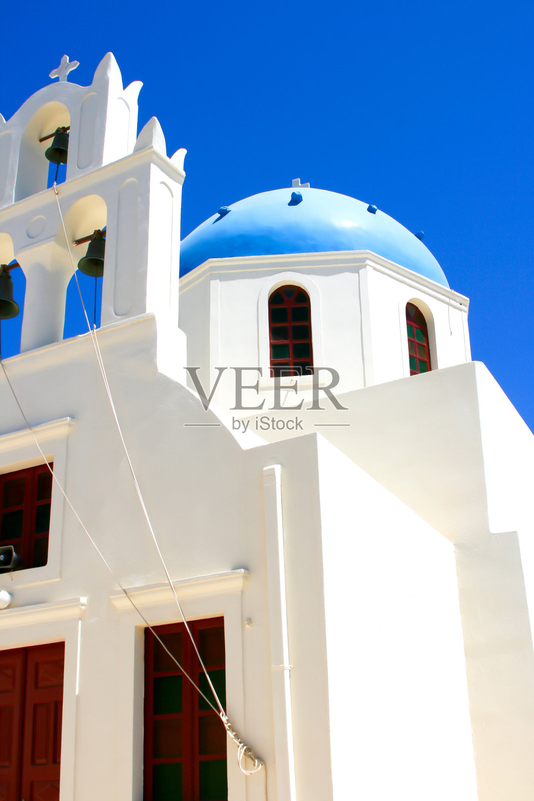 圣托里尼的白色教堂照片摄影图片
