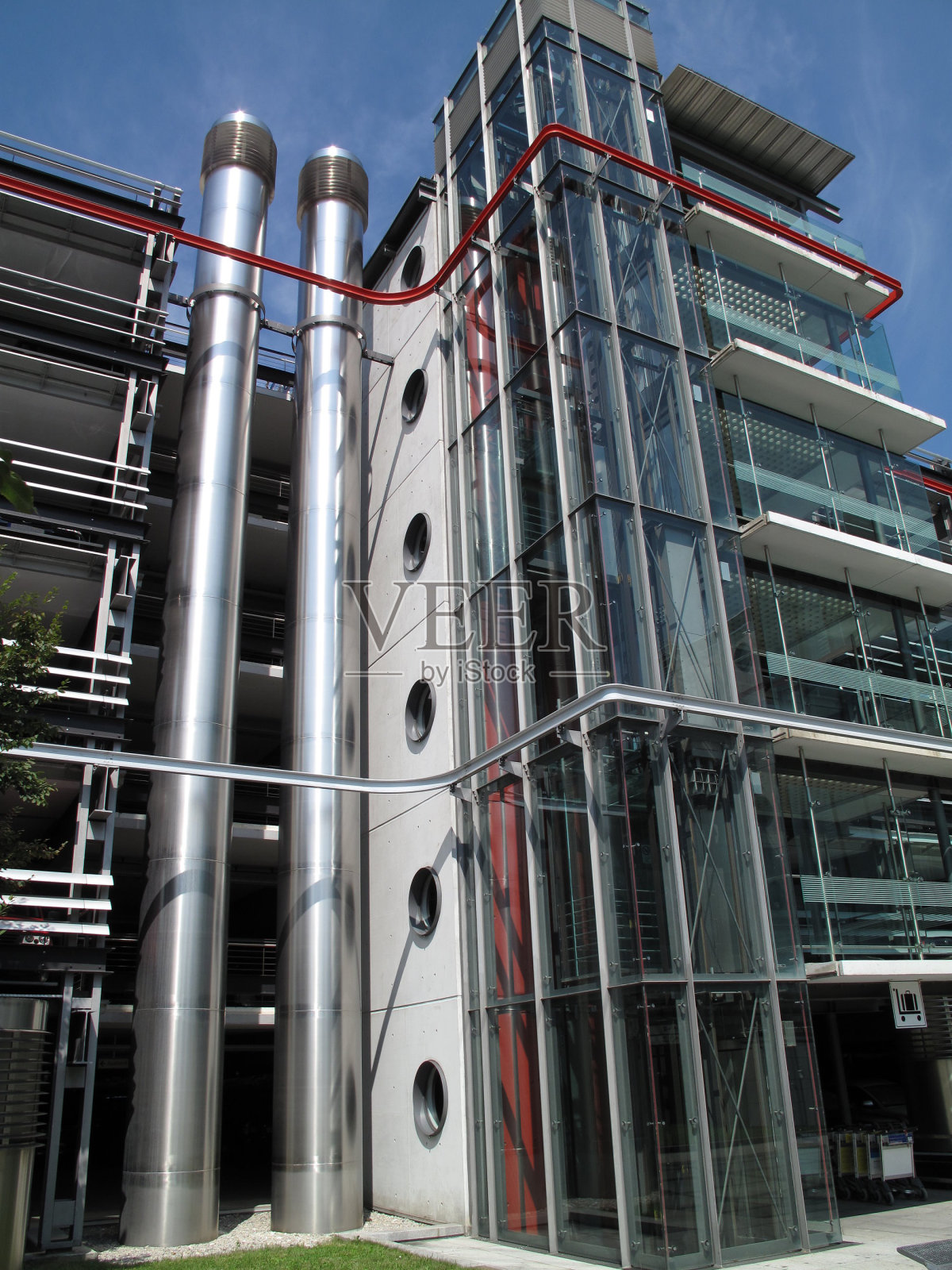 斯图加特机场的停车场照片摄影图片