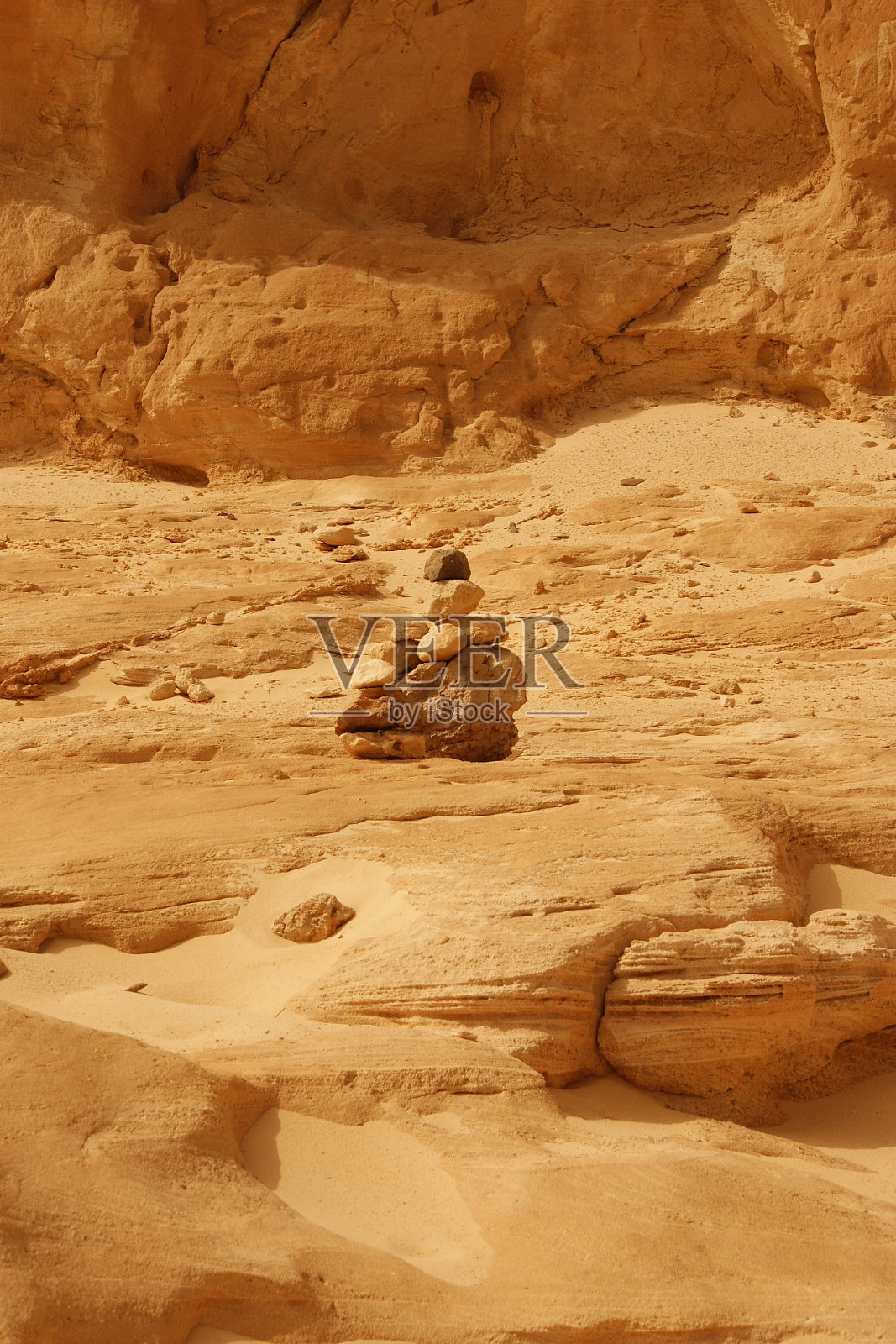 埃及西奈的彩色峡谷照片摄影图片