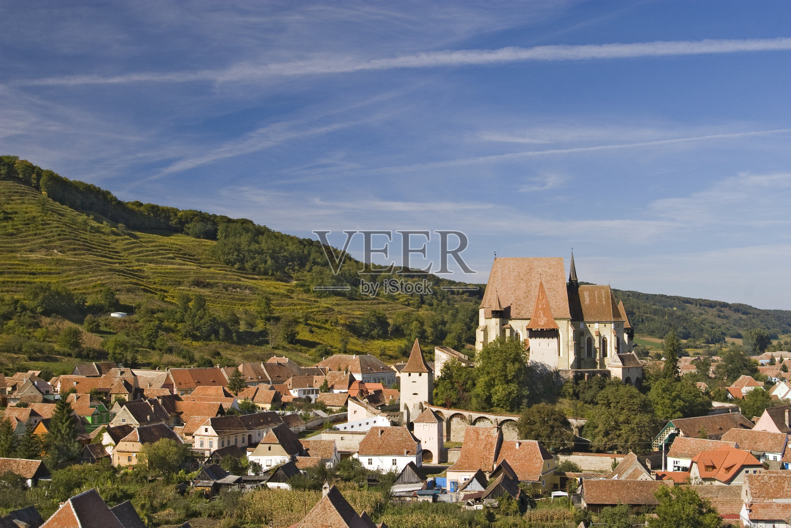 比尔坦特兰西瓦尼亚村坚固的教堂照片摄影图片