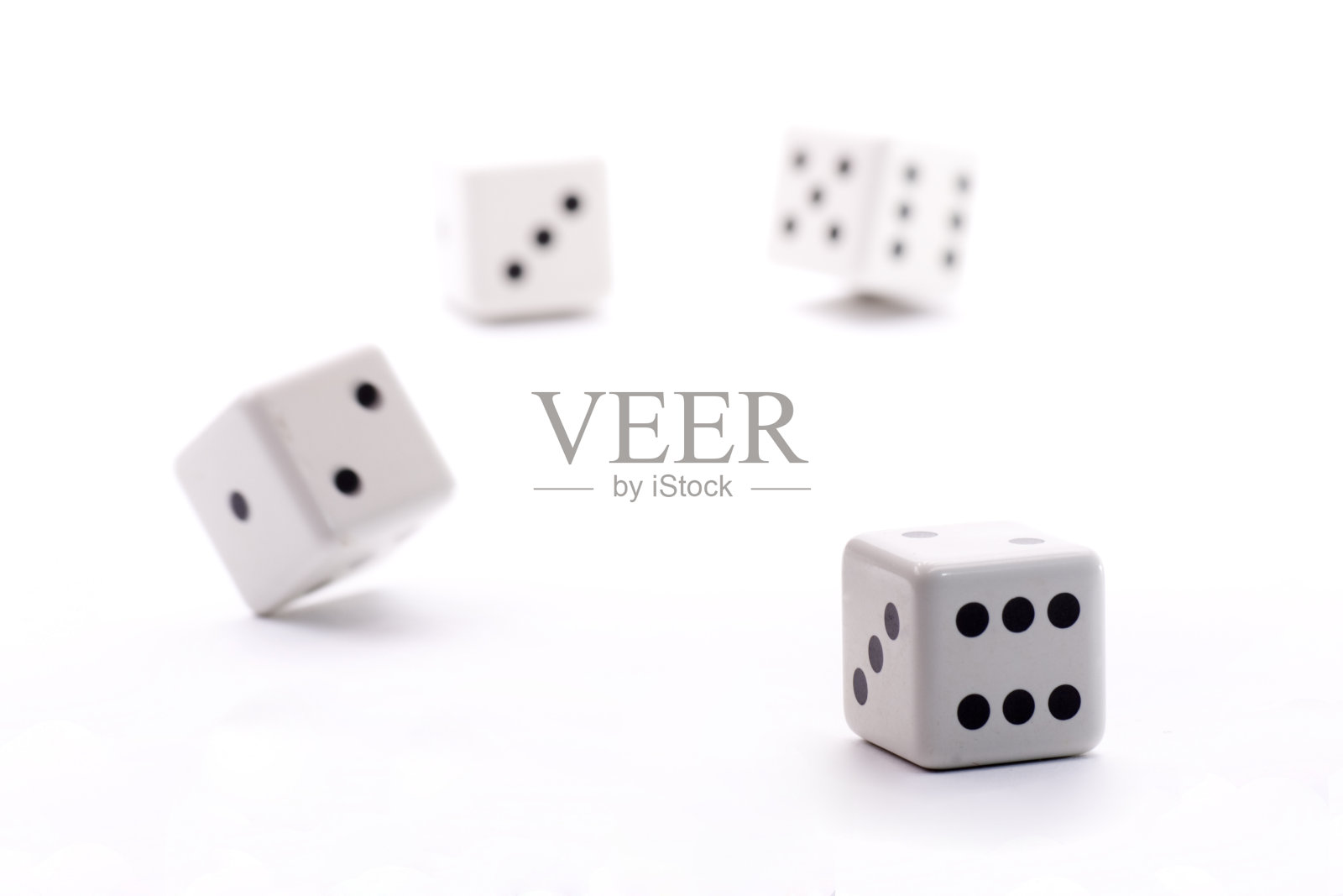 扔骰子照片摄影图片