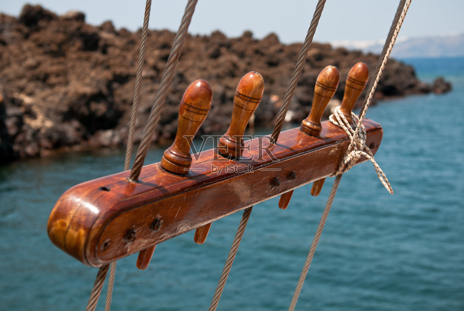 船舶航行操纵照片摄影图片