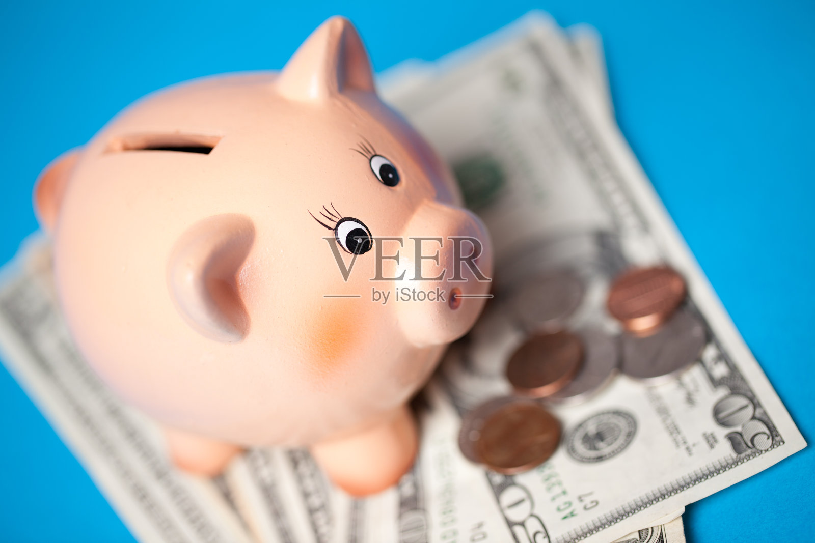 有美元的储蓄罐照片摄影图片