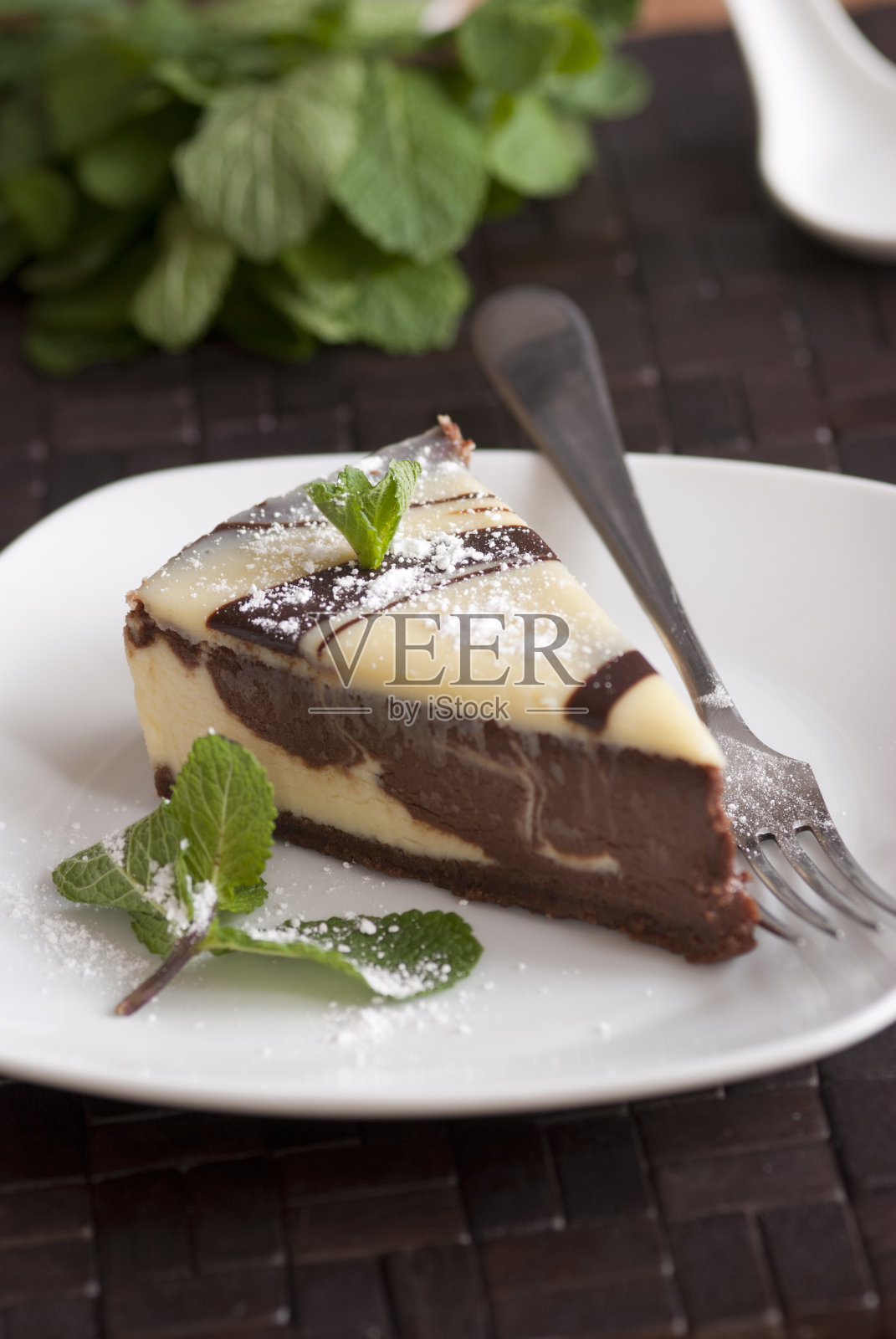 巧克力芝士蛋糕照片摄影图片