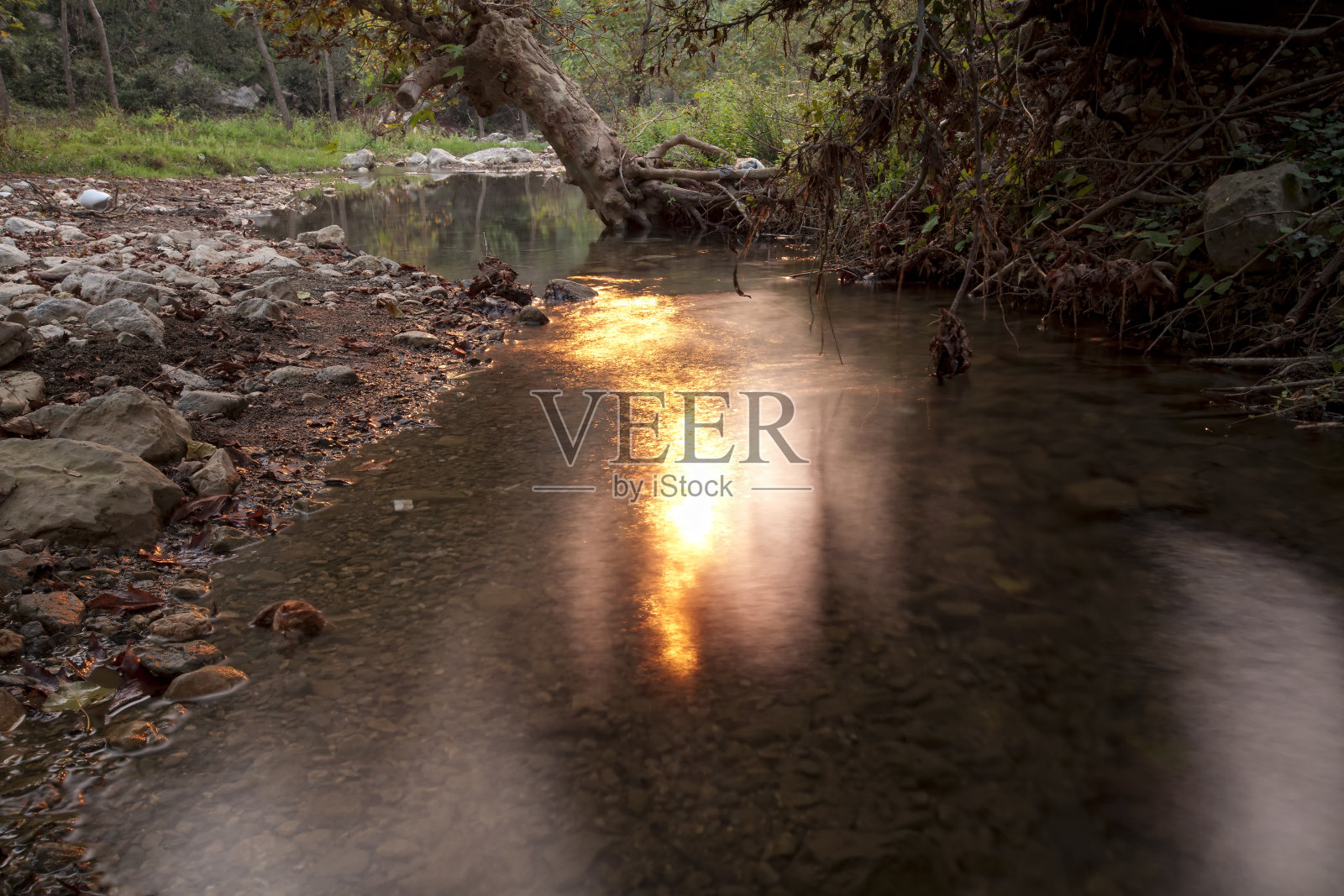 流水照片摄影图片