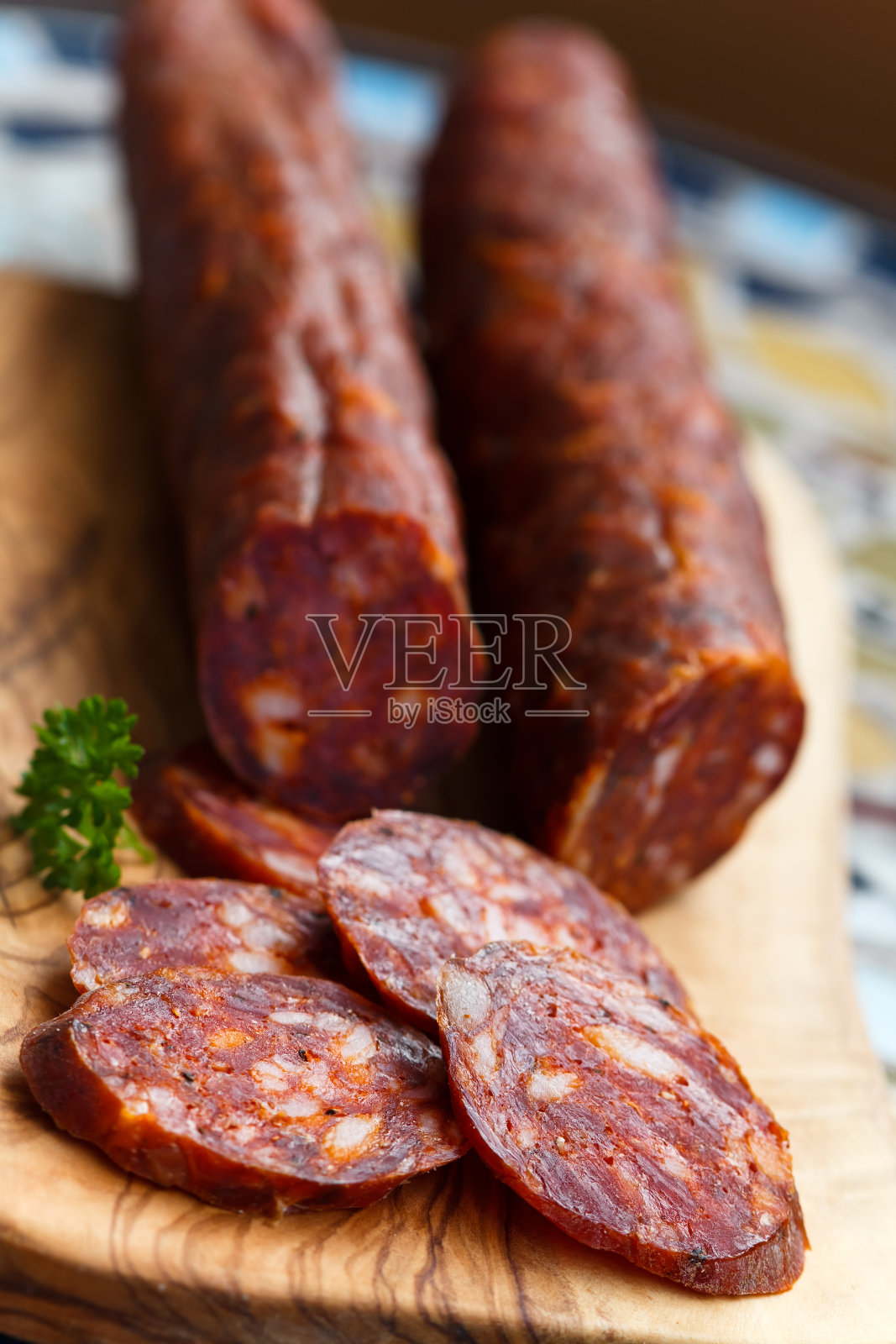 切香肠照片摄影图片