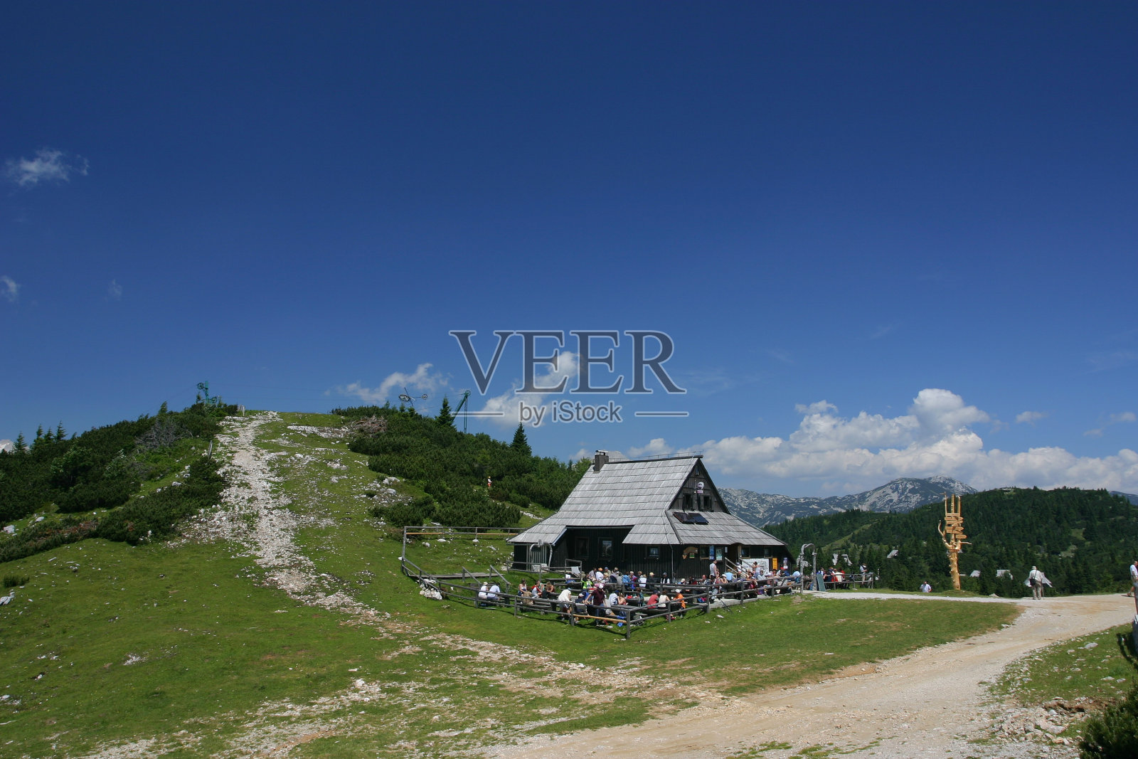 斯洛文尼亚Velika Planina的小屋照片摄影图片