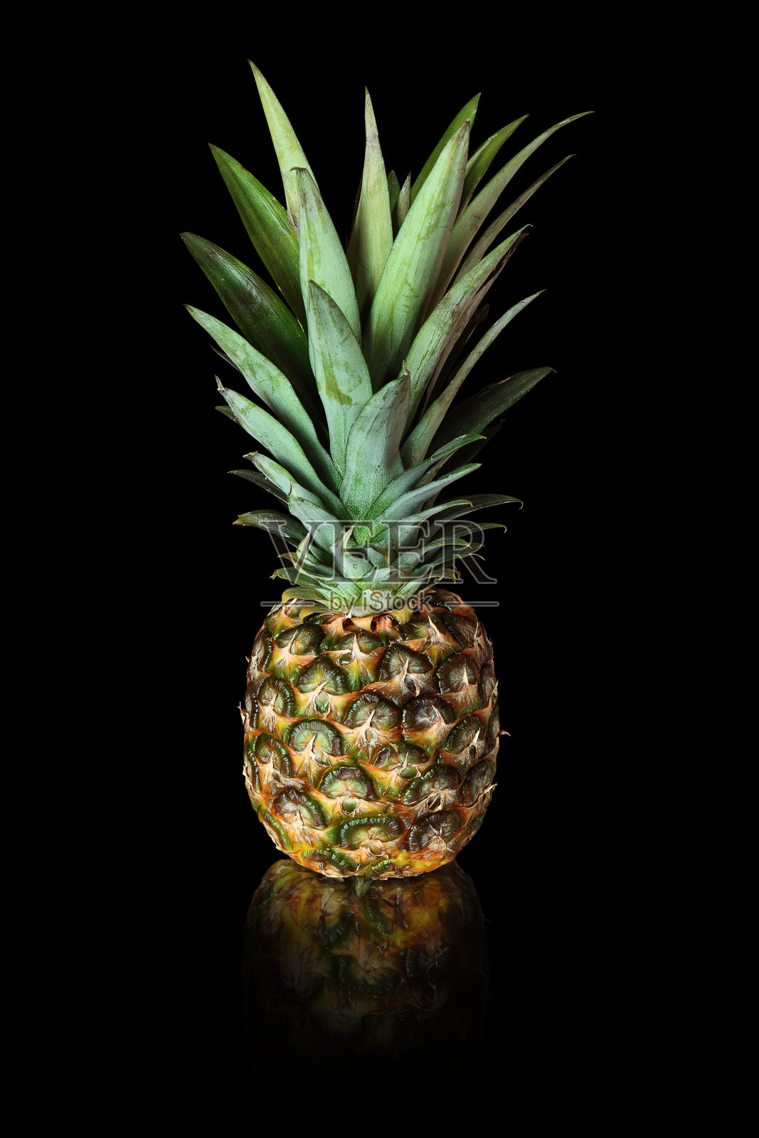 菠萝在黑色照片摄影图片