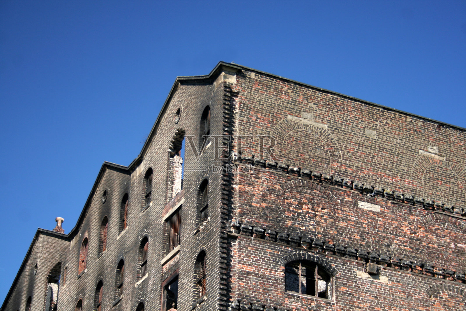 所有烧坏了照片摄影图片