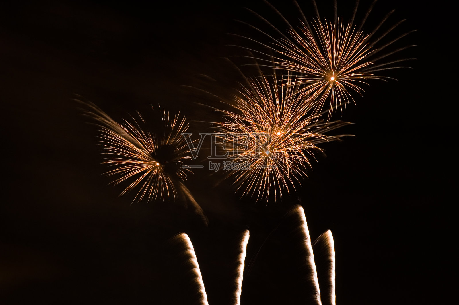 蒲公英的烟花照片摄影图片