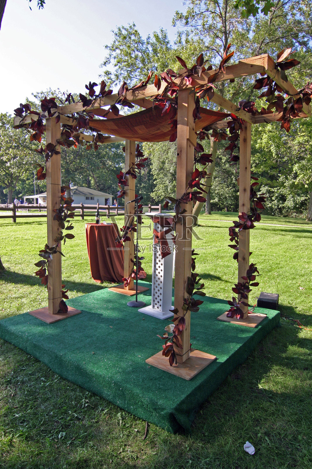 秋季婚礼Chupah照片摄影图片