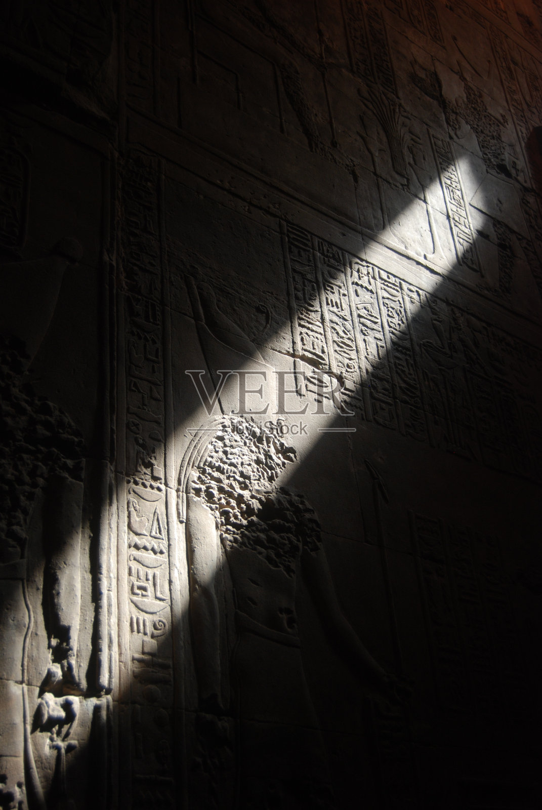 阴影和象形文字照片摄影图片