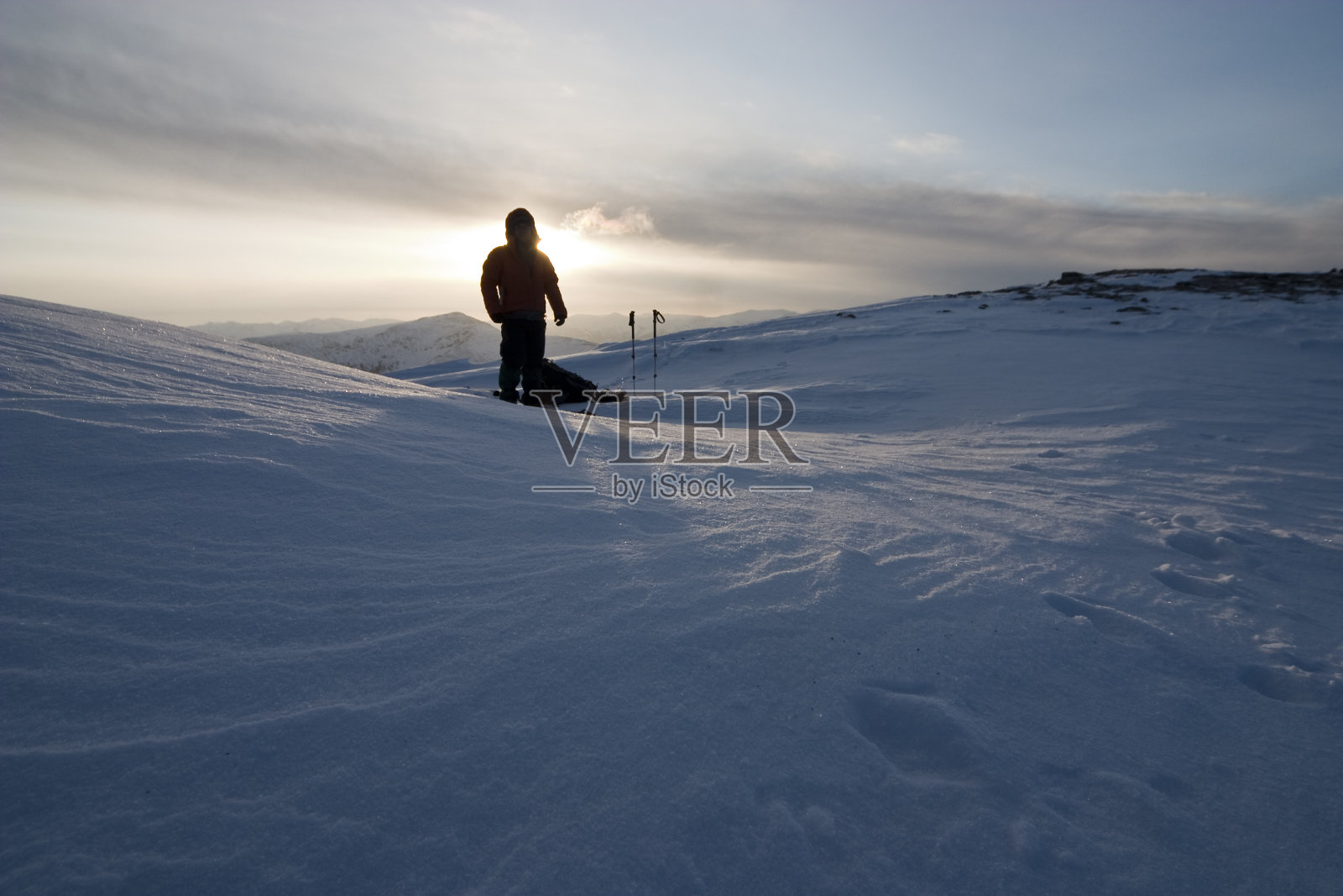 独自一人照片摄影图片