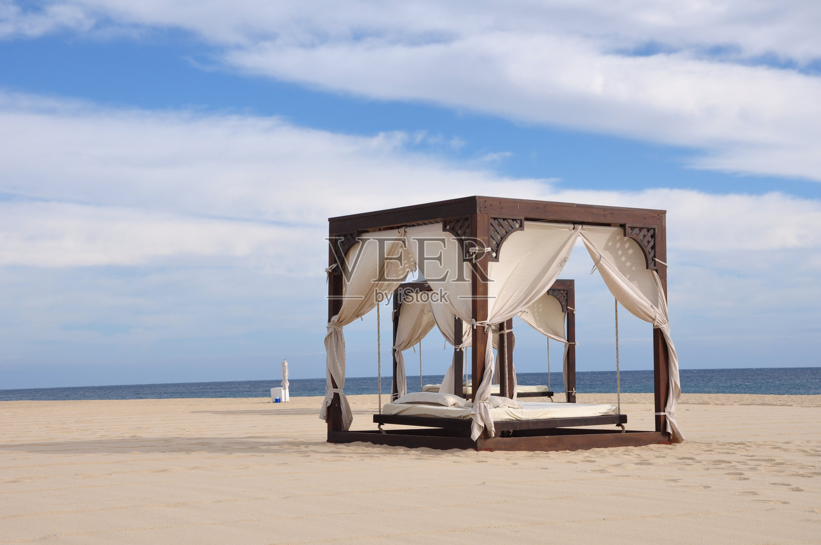 沙滩床照片摄影图片