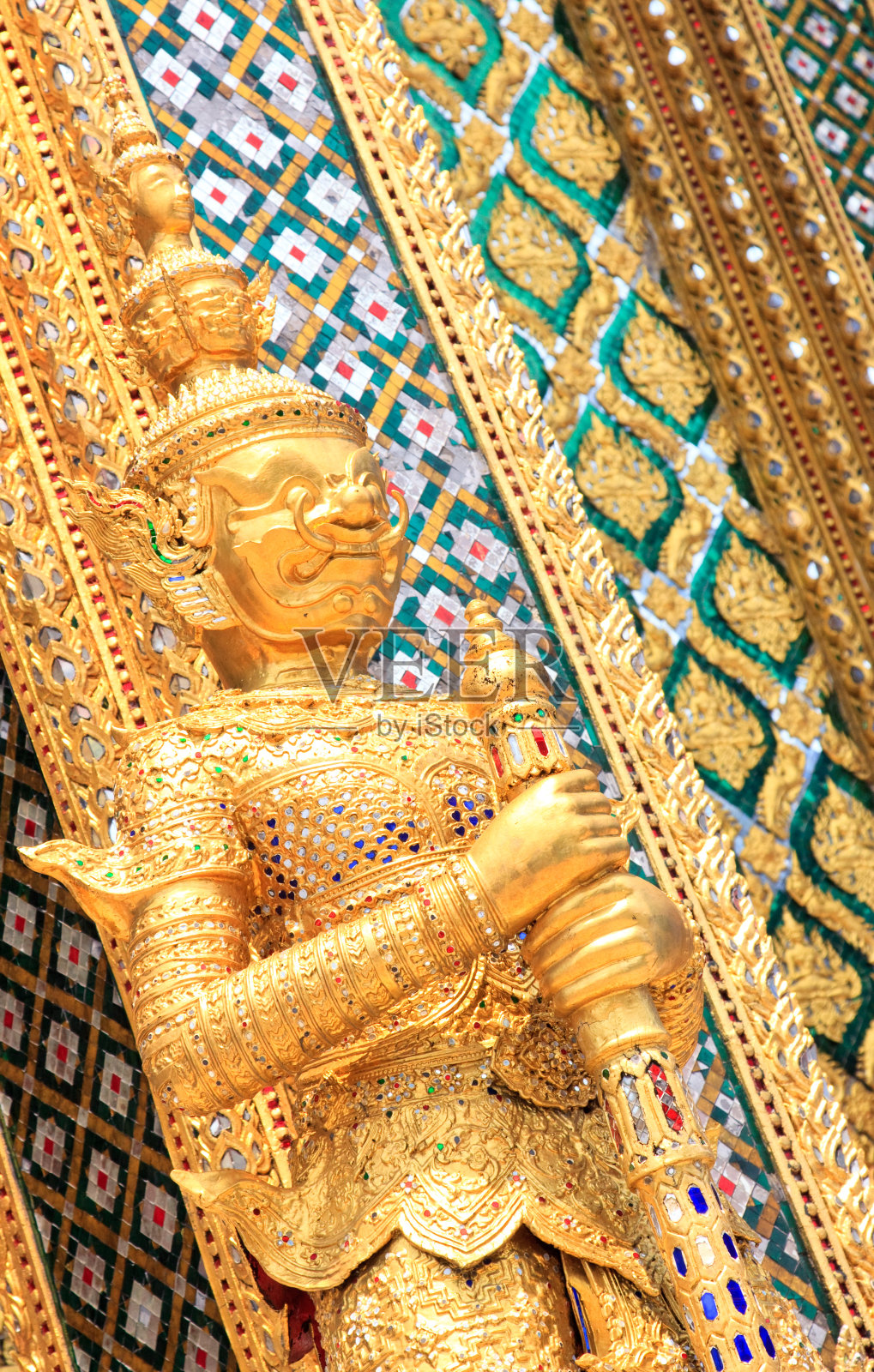 金魔雕像，泰国寺庙装饰照片摄影图片
