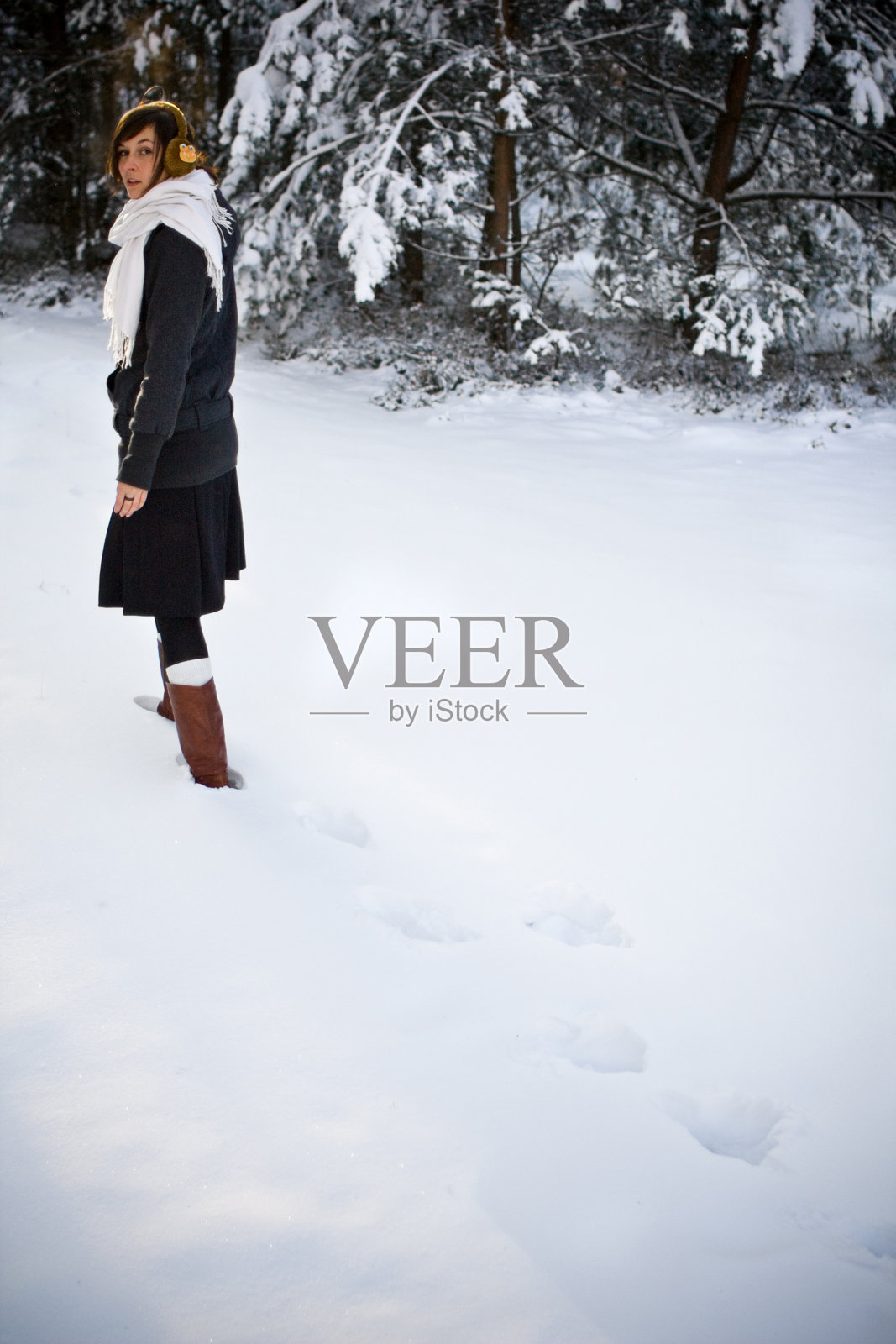 冬天的女孩照片摄影图片