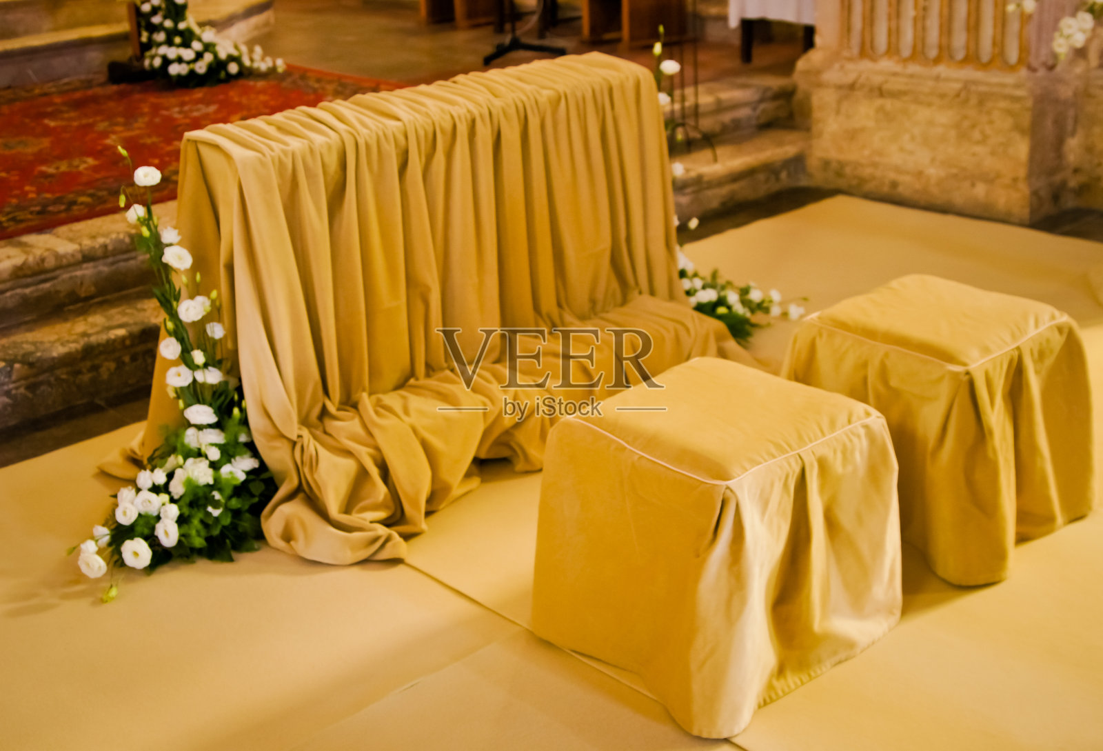 教堂婚礼座位照片摄影图片