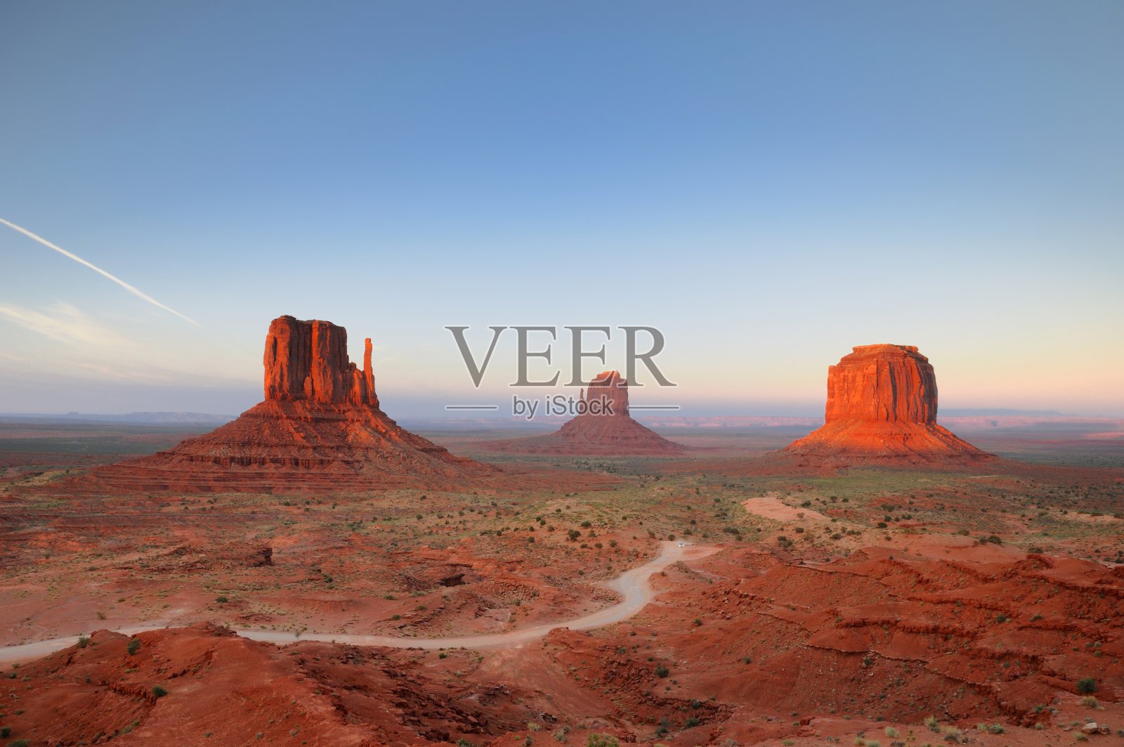 纪念碑谷日落照片摄影图片