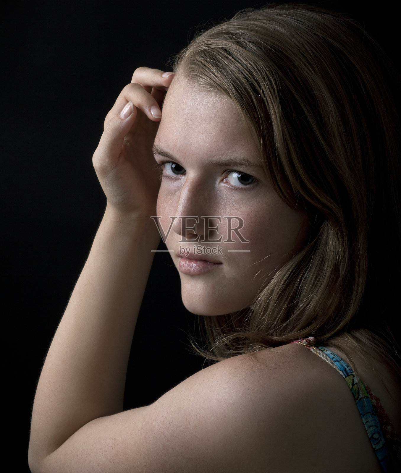 年轻女孩肖像照片摄影图片