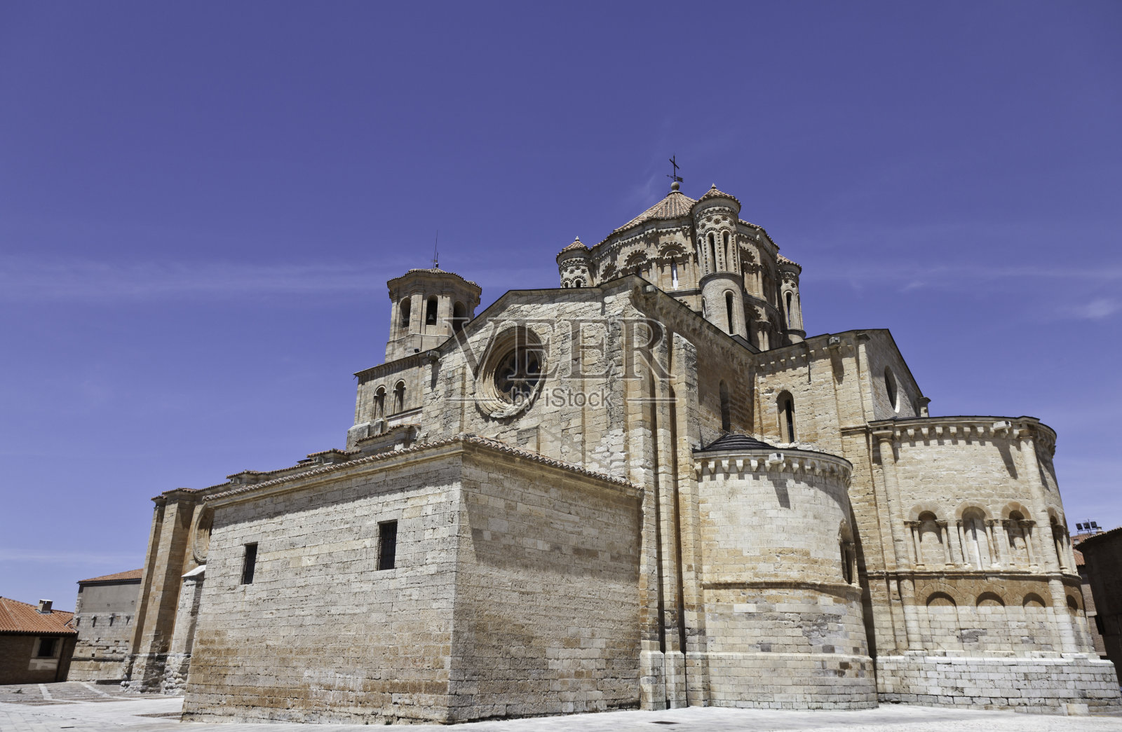 西班牙萨莫拉托罗的圣玛丽亚马乔里教堂照片摄影图片