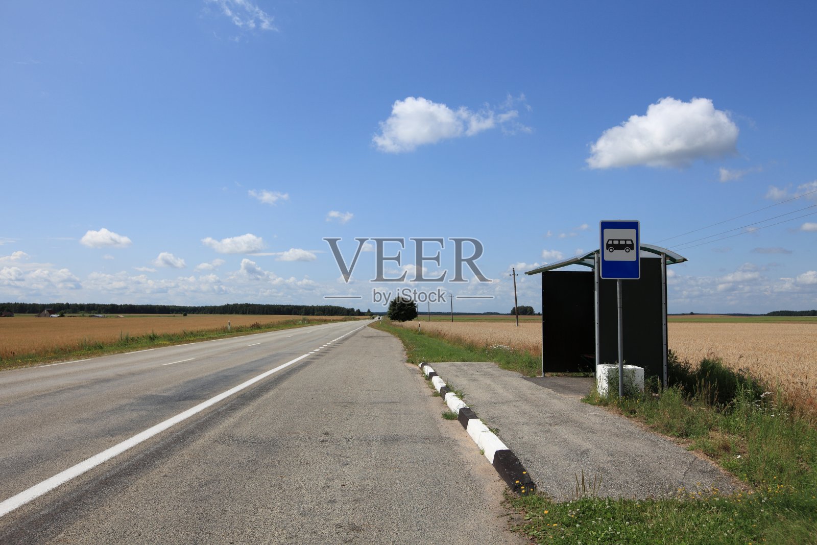 公共汽车站照片摄影图片