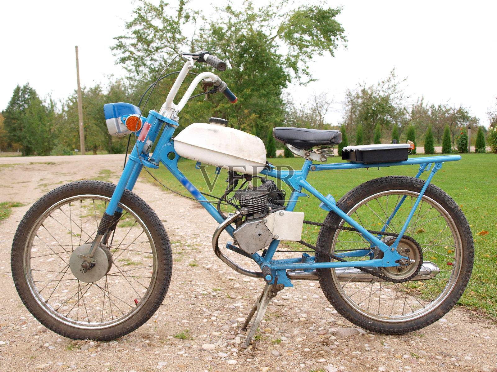 俄罗斯助力车照片摄影图片