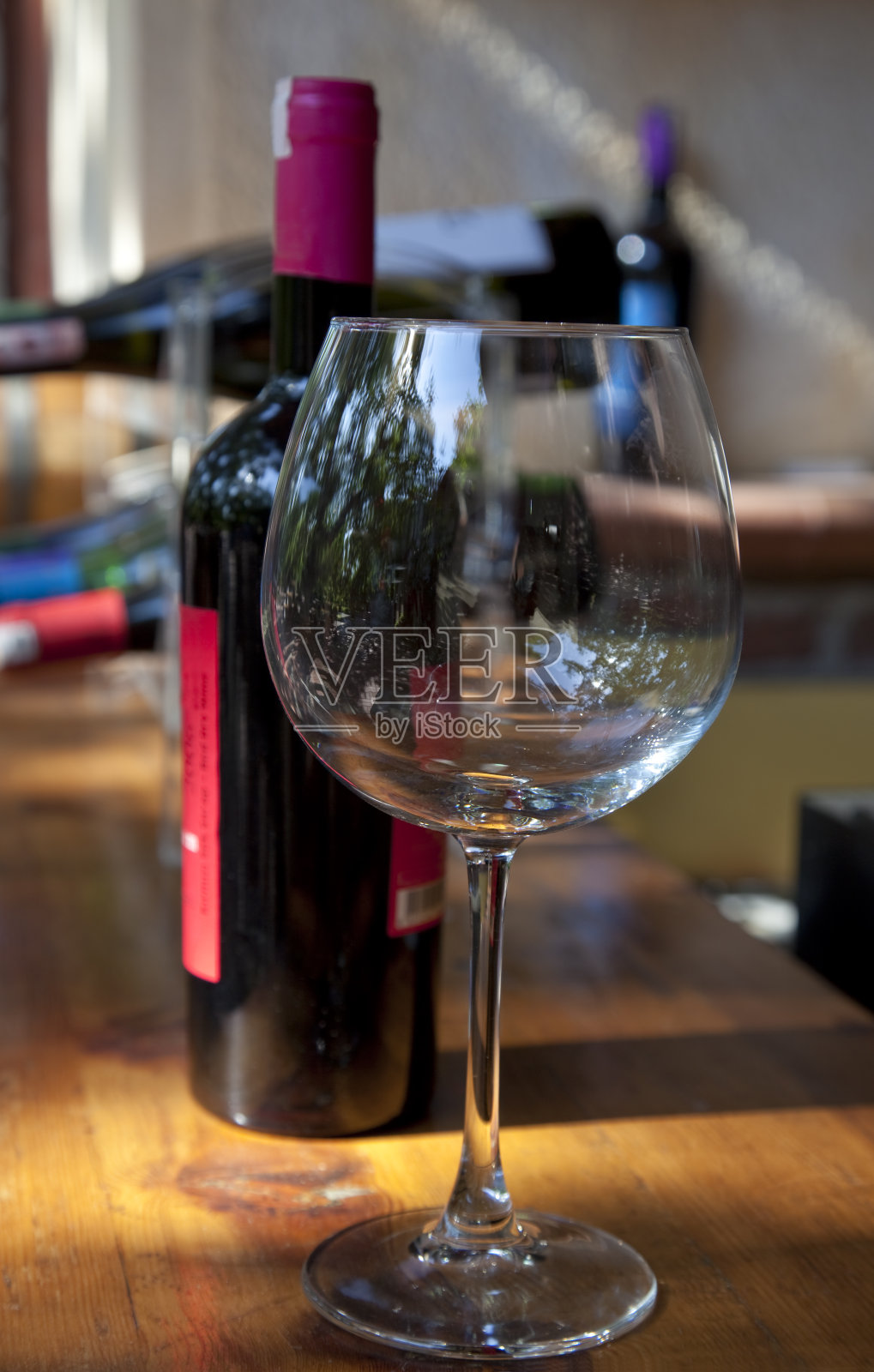 酒和玻璃照片摄影图片