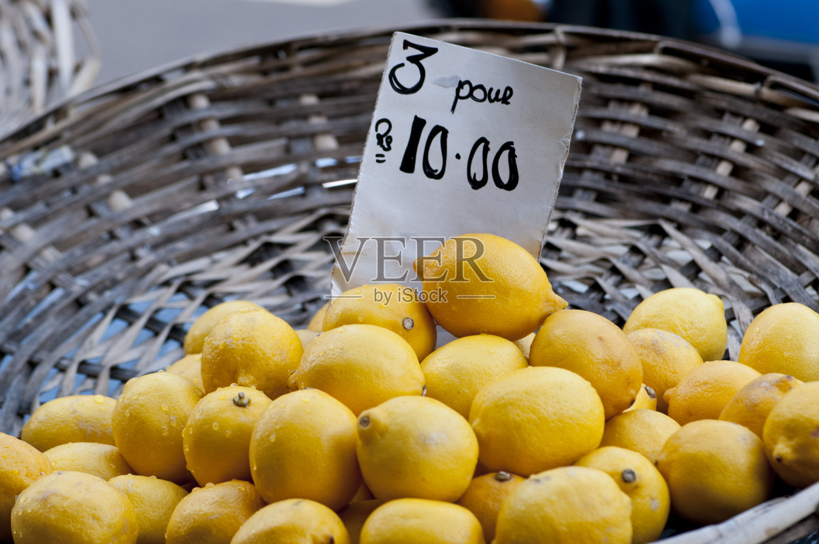 篮子里的柠檬照片摄影图片