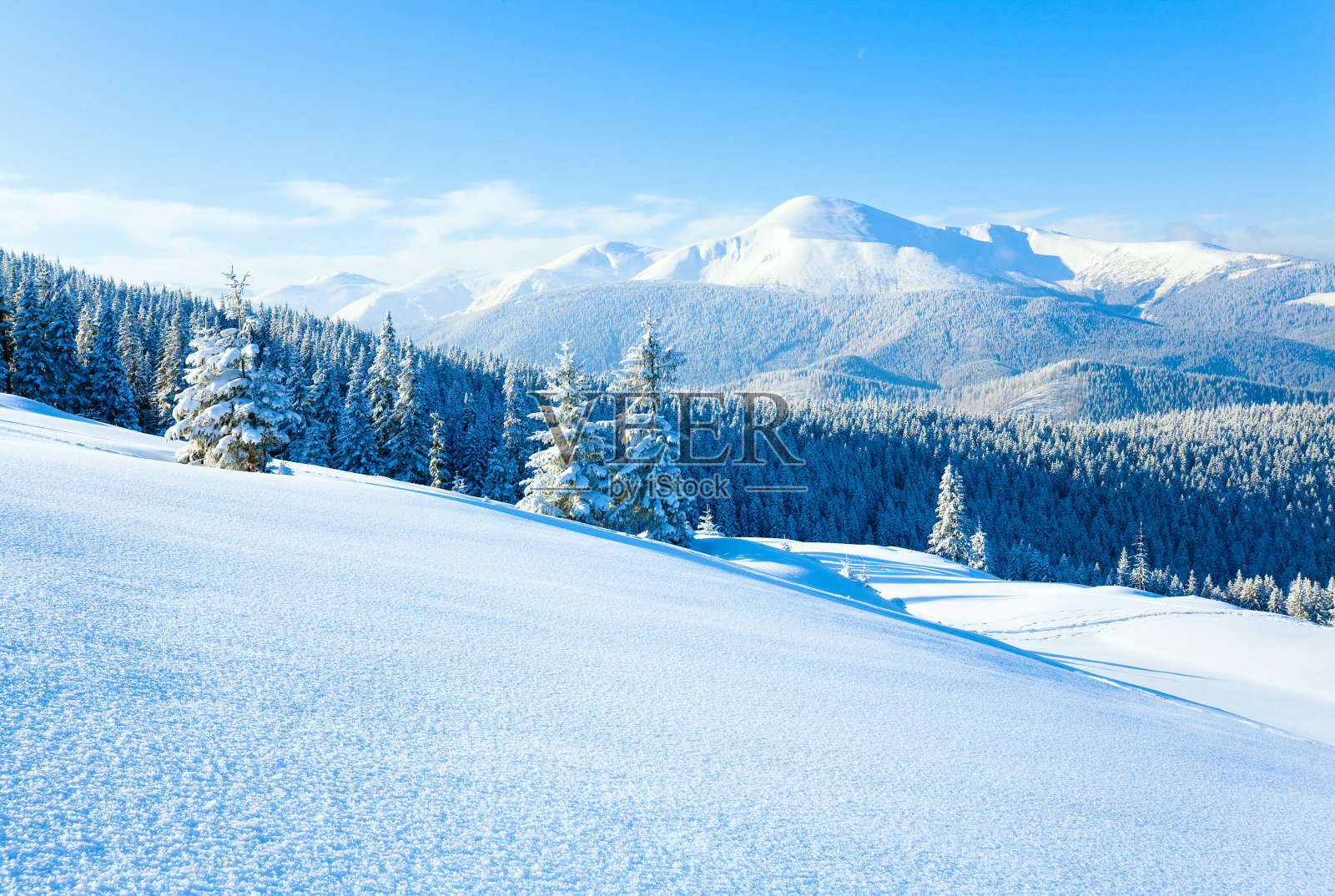 Winter Goverla Mount view(乌克兰)照片摄影图片