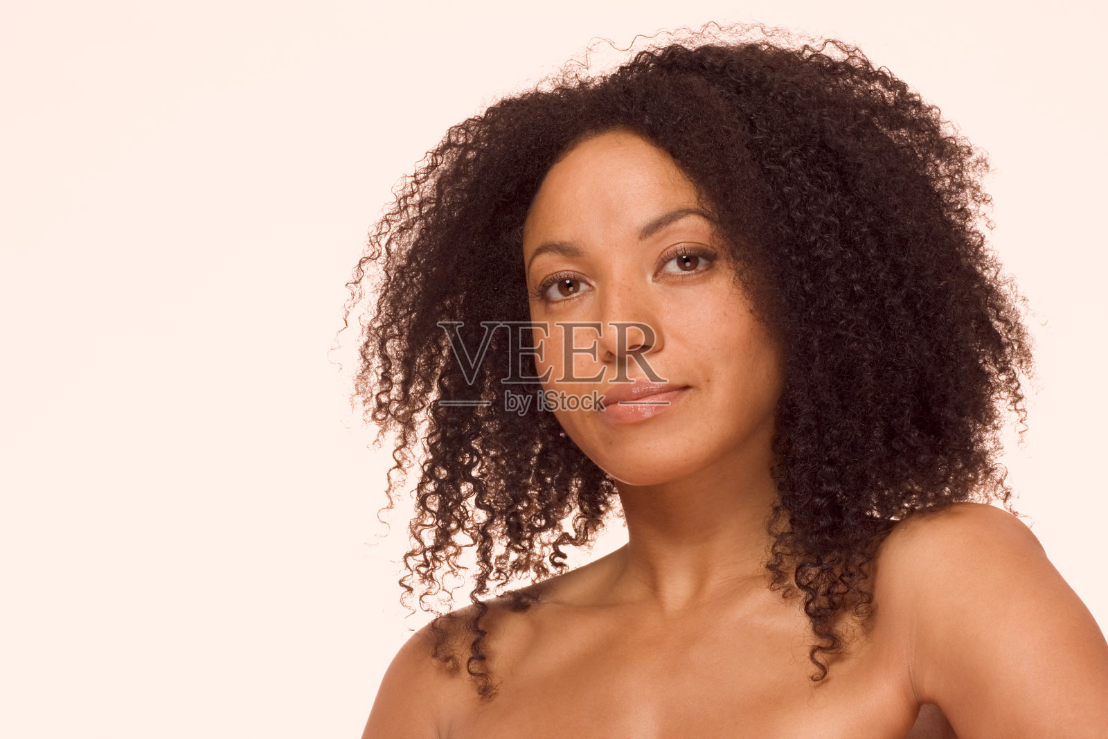 多种族美人，种族黑人和西班牙混血照片摄影图片